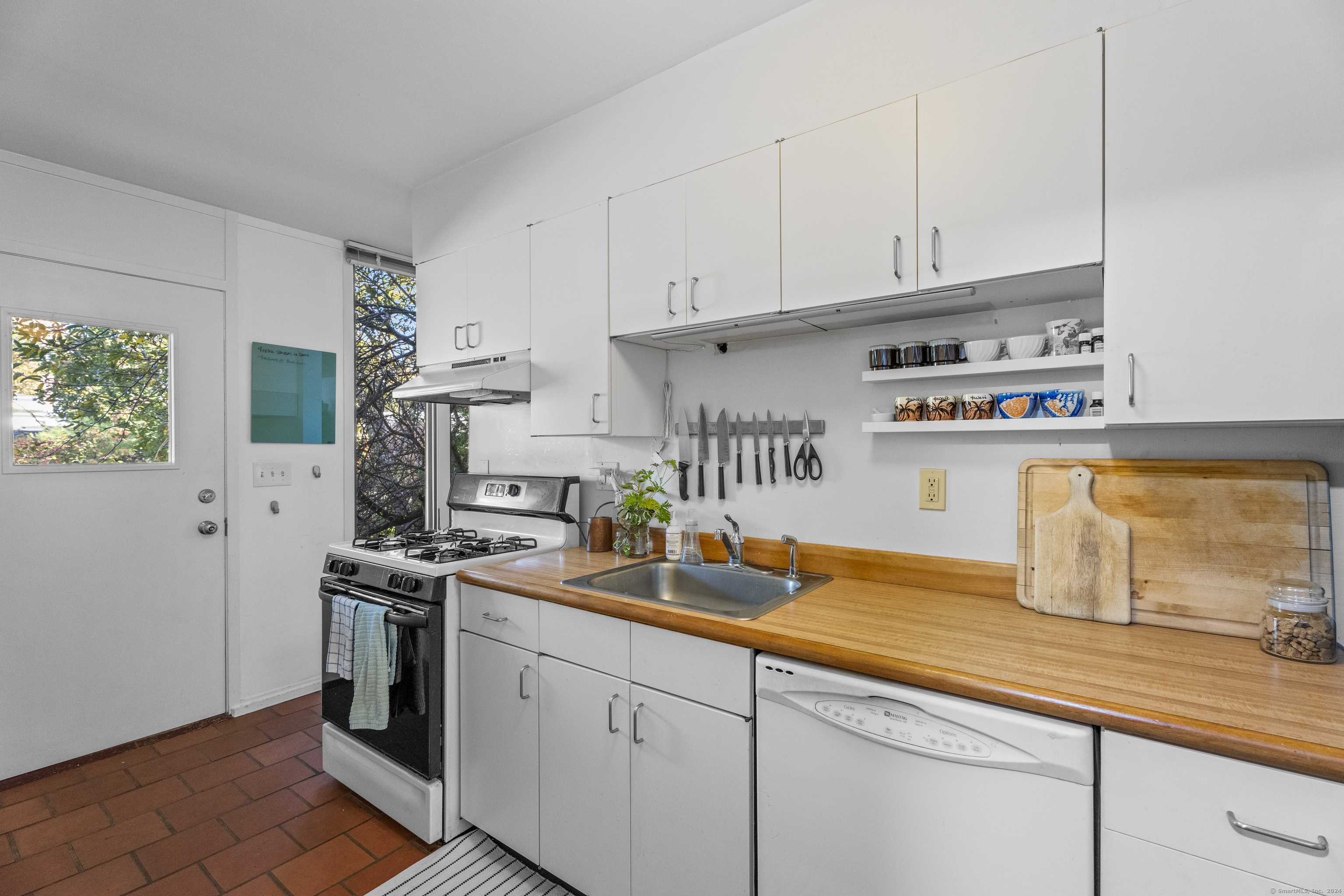 265 Greene Street G-16
