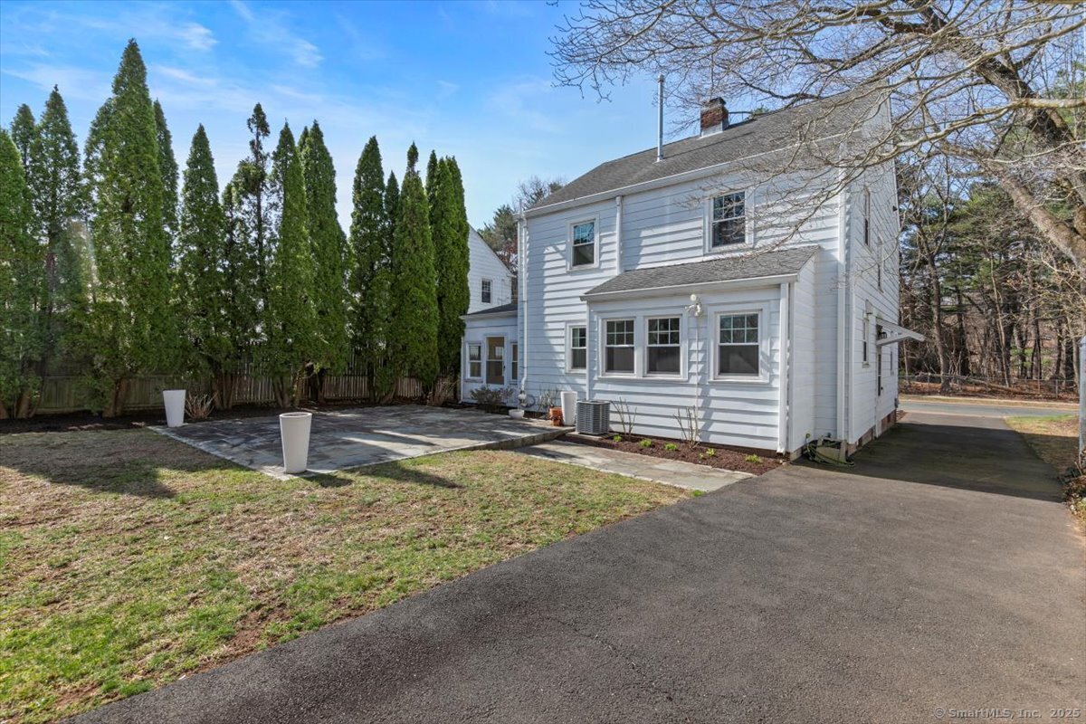 163 Treadwell Street