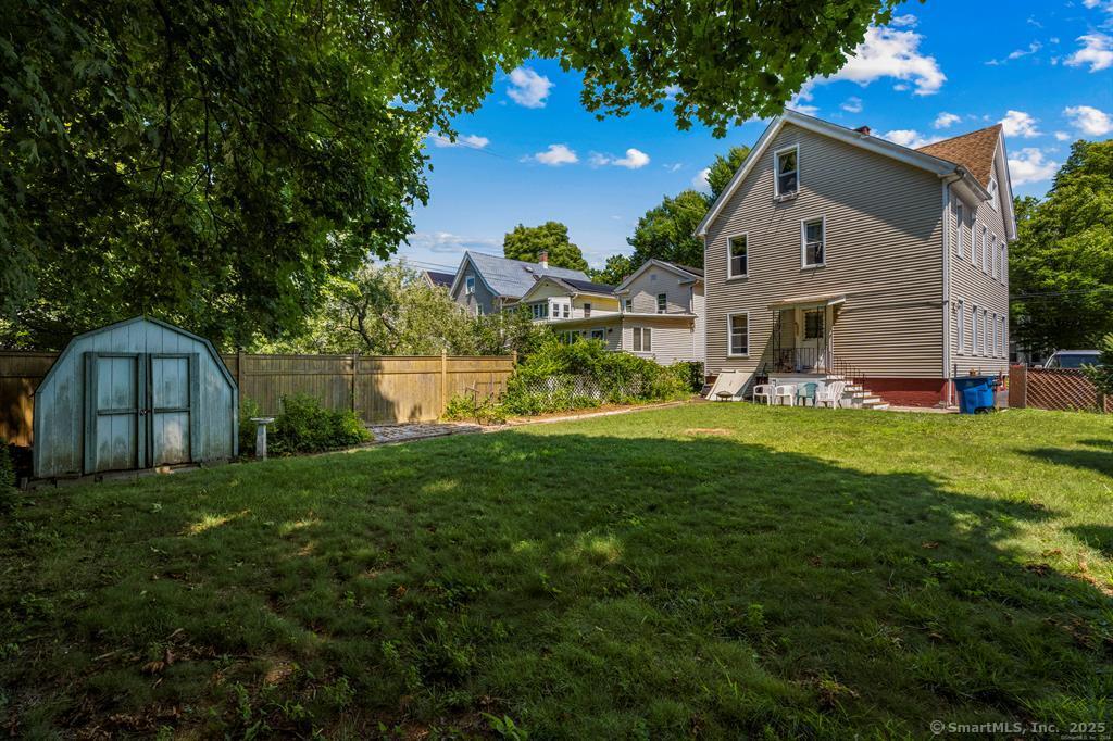 182 Nicoll Street 1