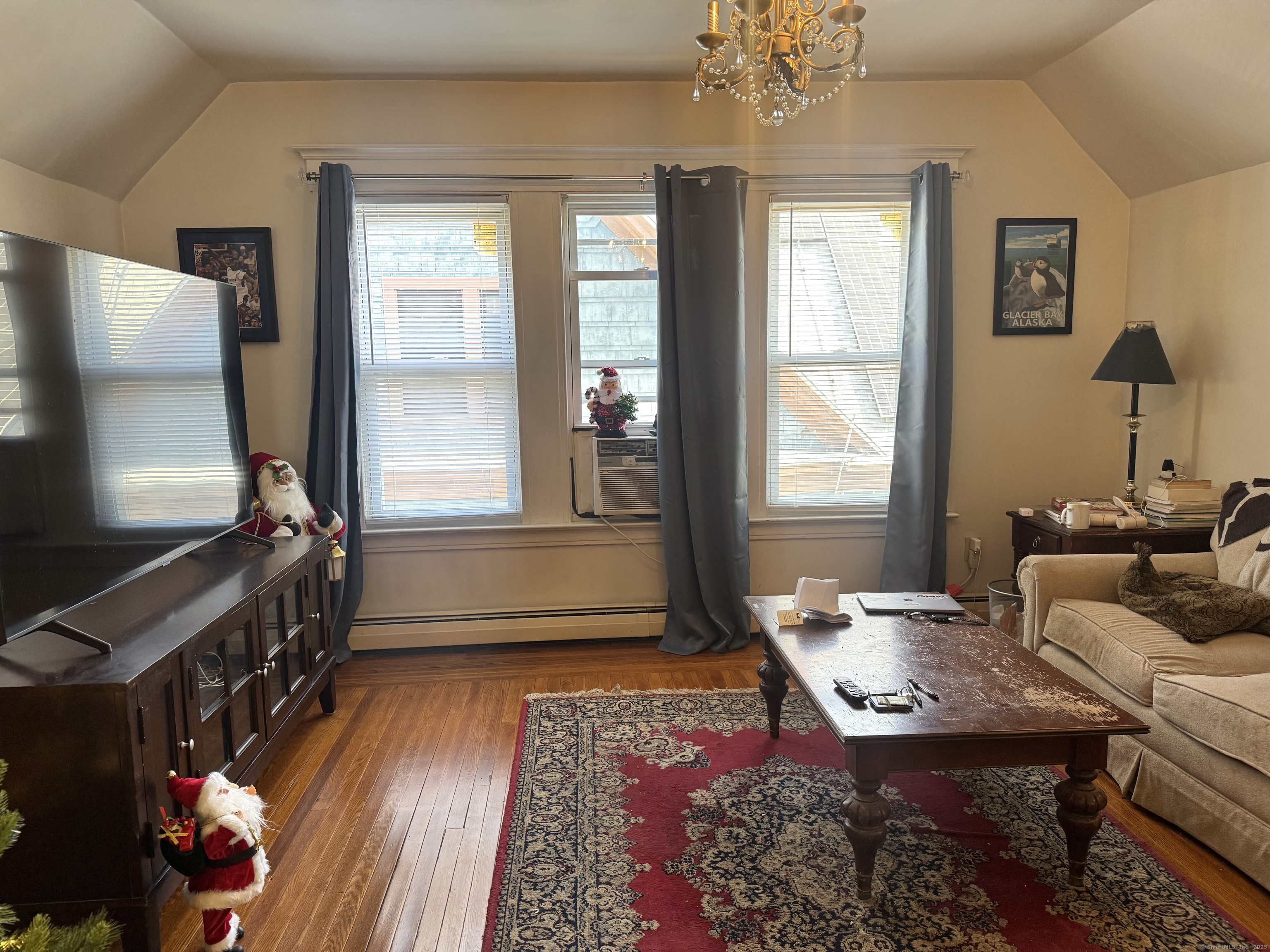 40 Hubinger Street 2