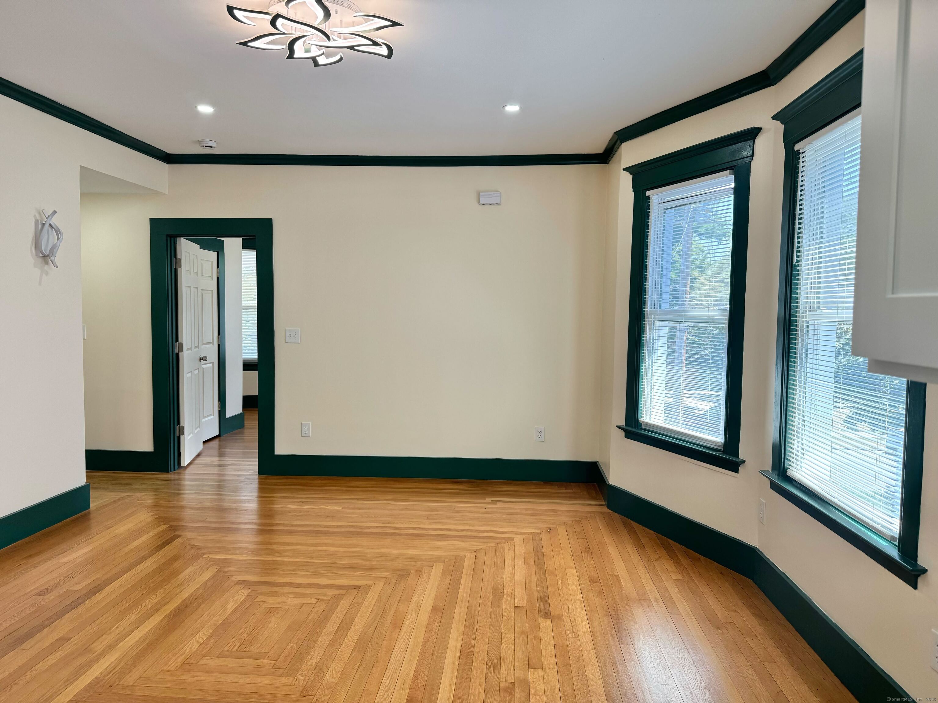 130 Hubinger Street 1