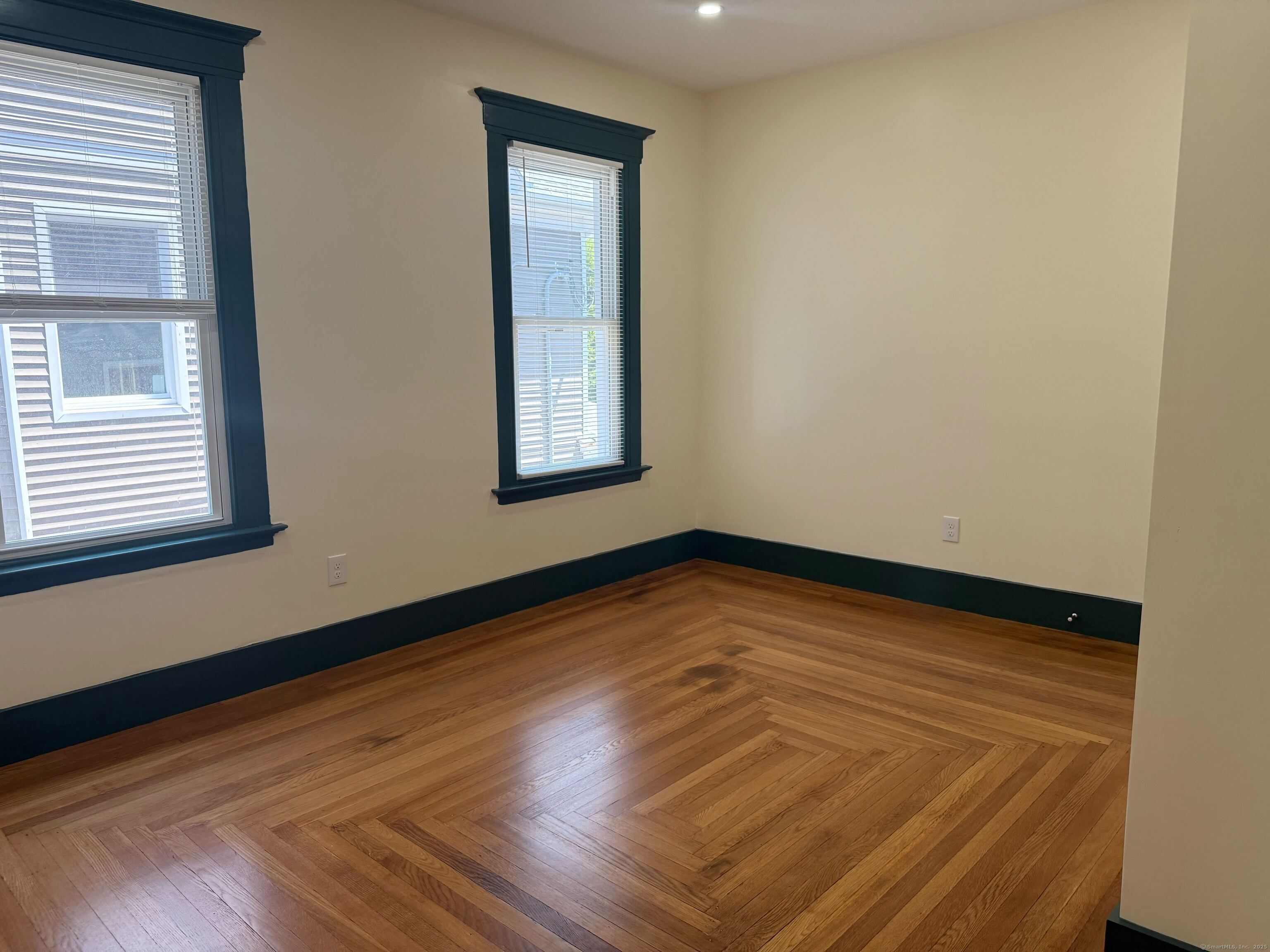 130 Hubinger Street 1