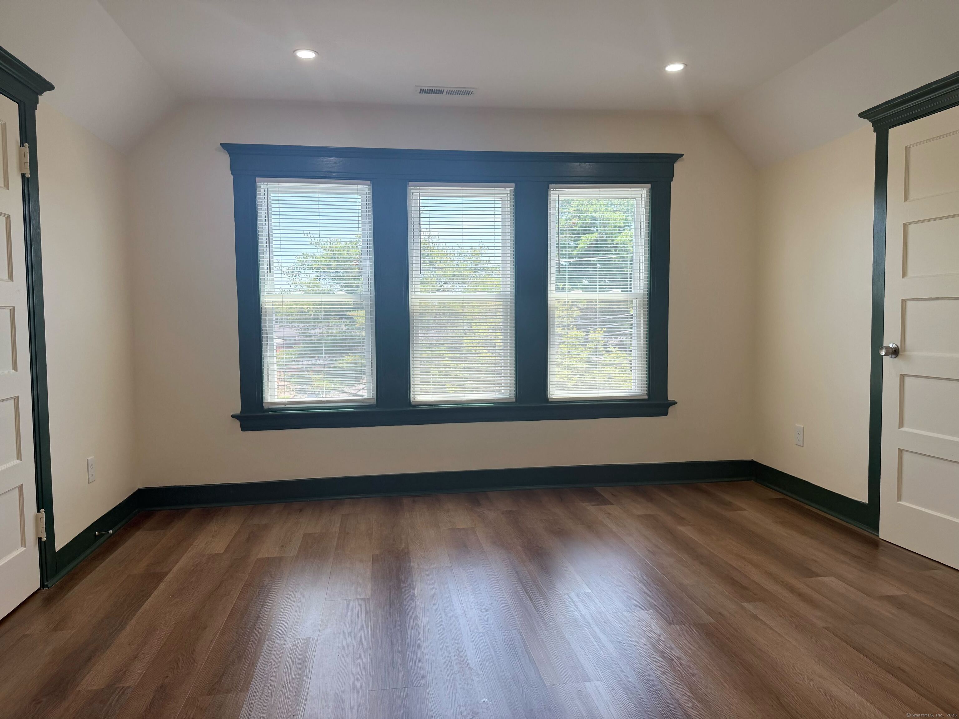 130 Hubinger Street 3