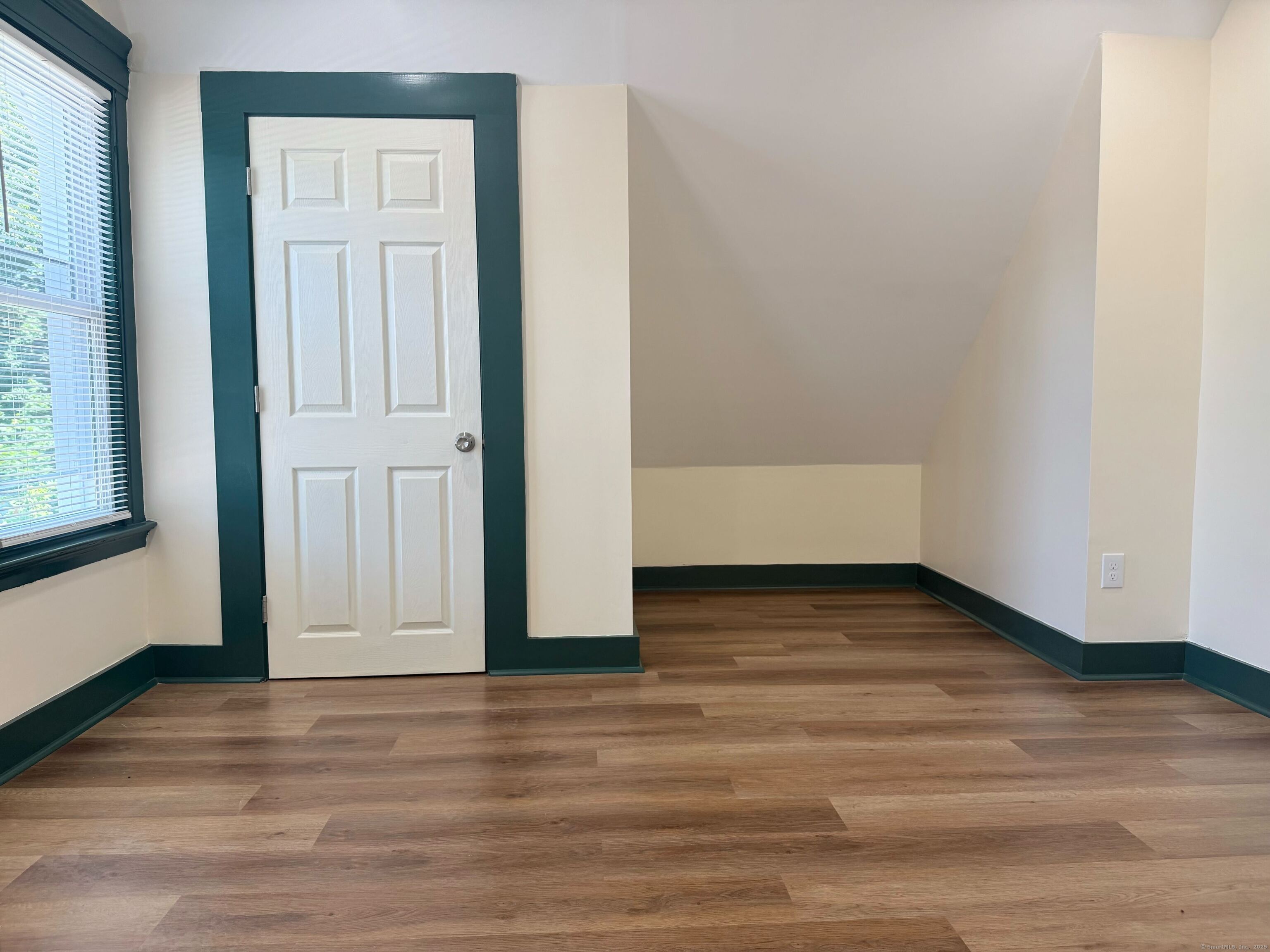 130 Hubinger Street 3
