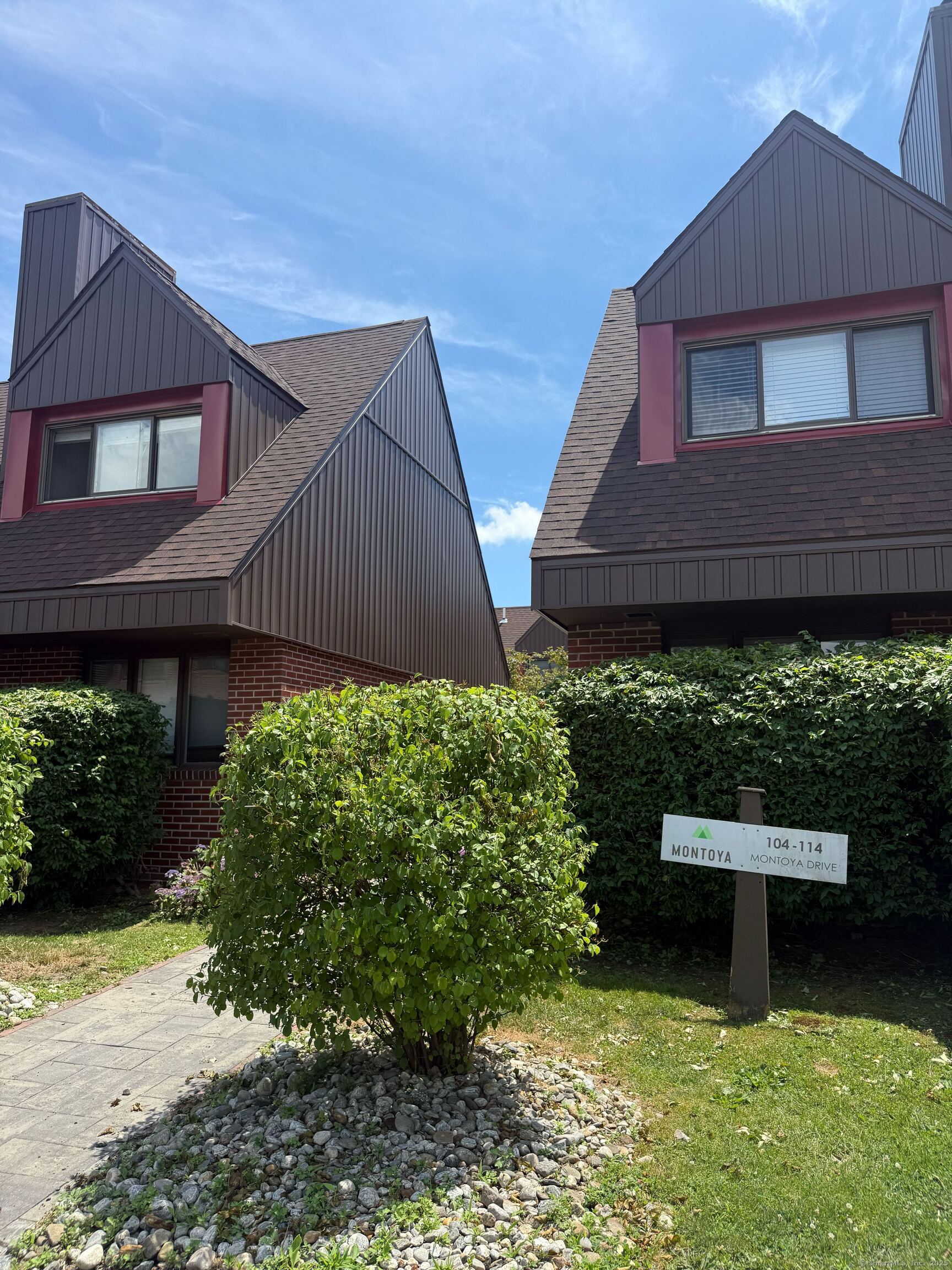 105 Montoya Drive 105