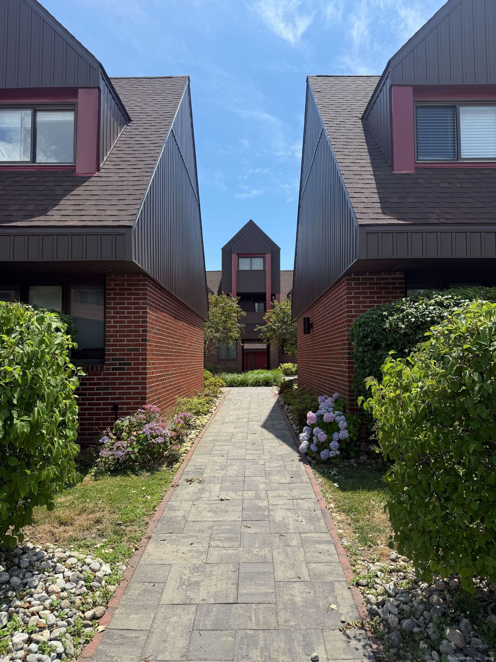 105 Montoya Drive 105