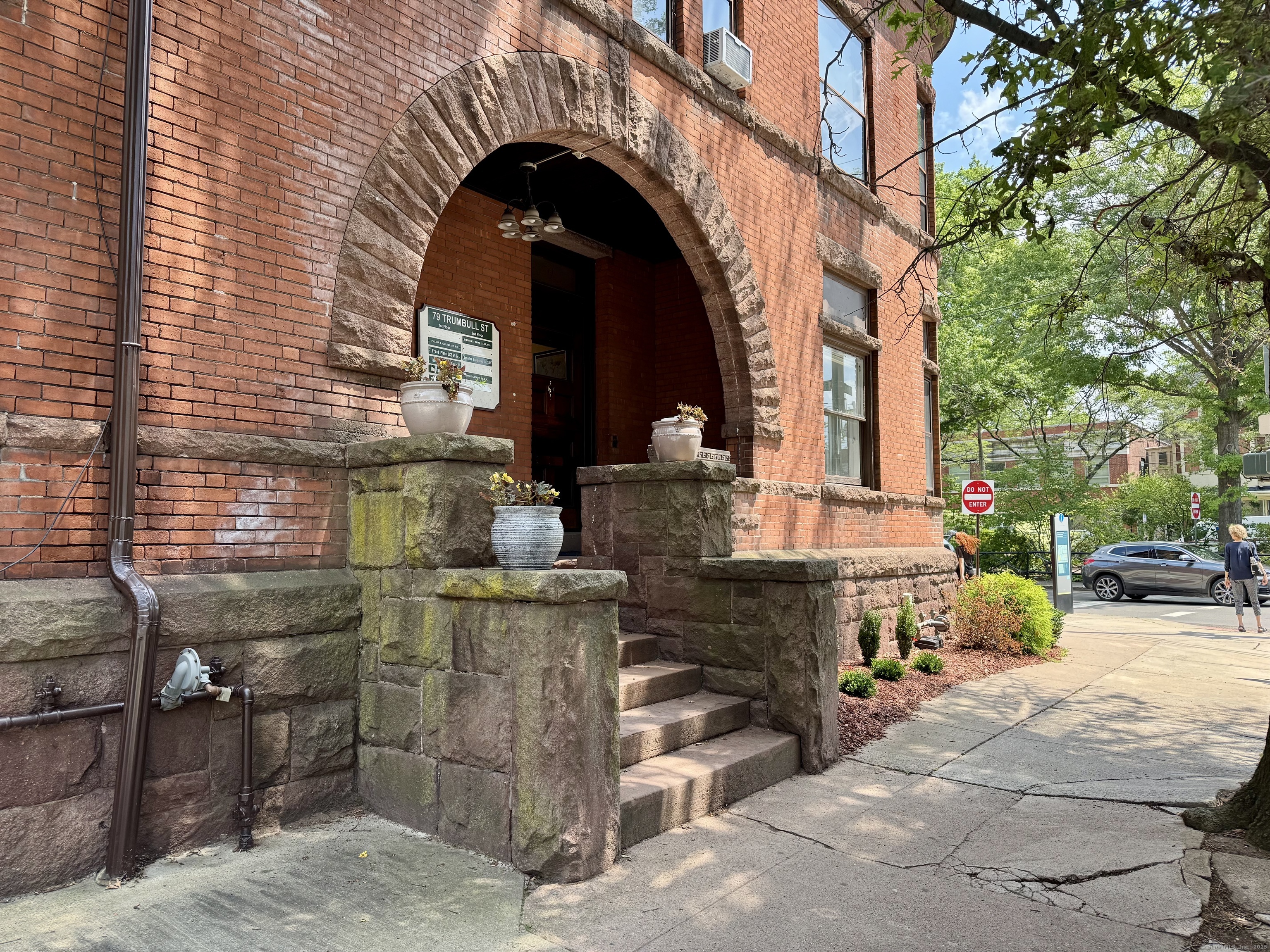 79 Trumbull Street C9