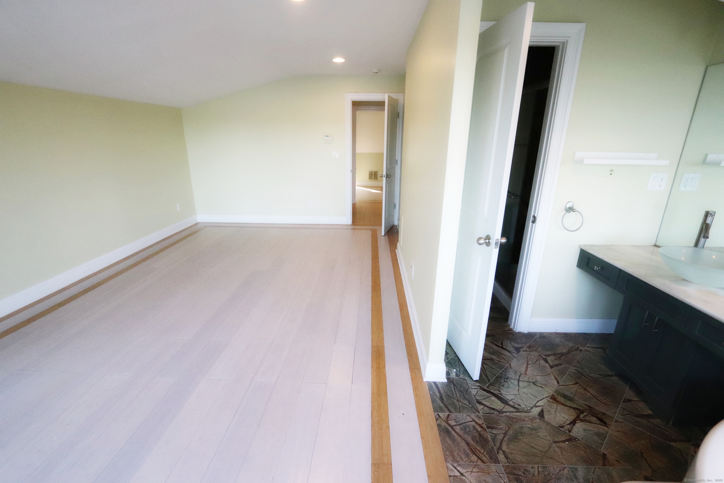 764 Quinnipiac Avenue 3