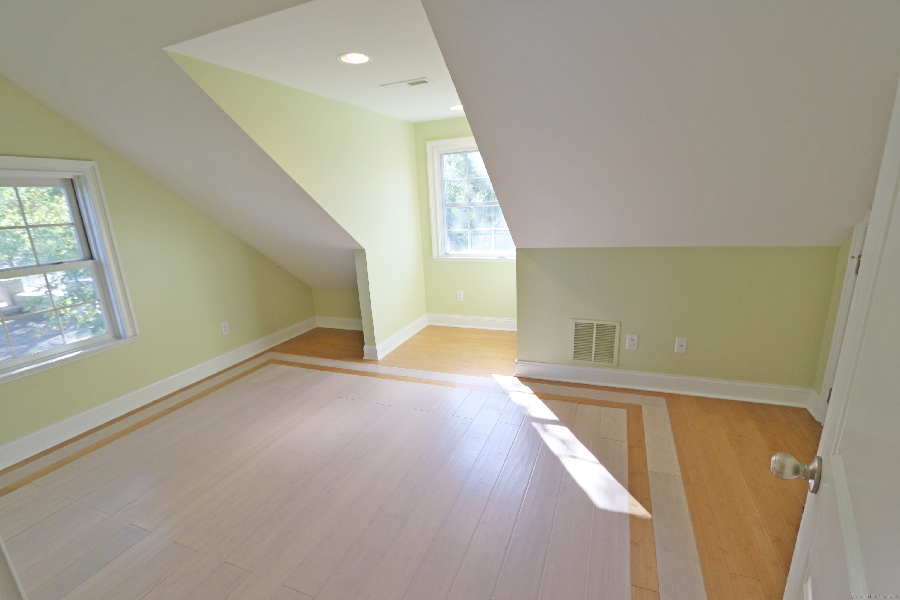 764 Quinnipiac Avenue 3