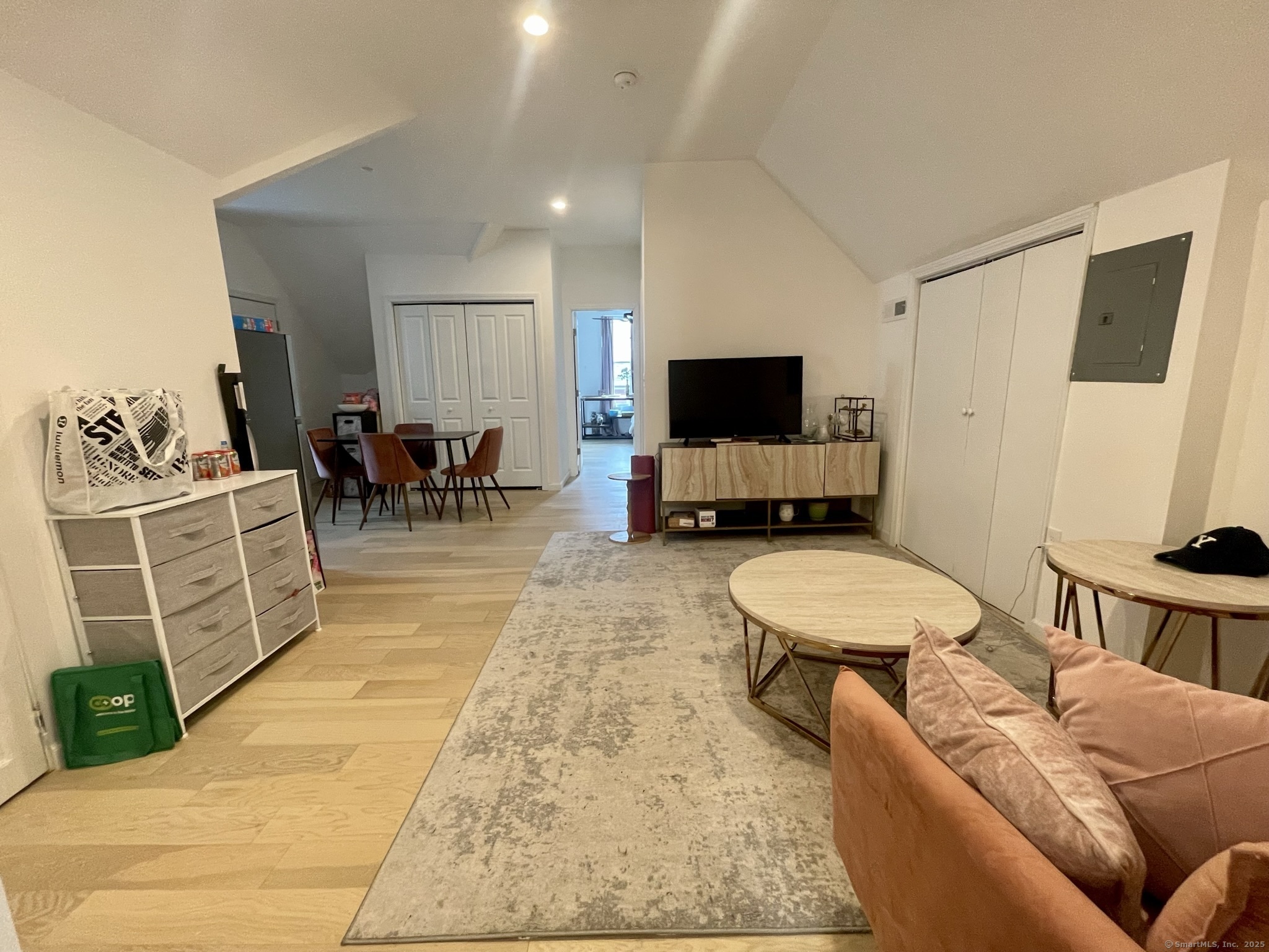 84 Lawrence Street 3