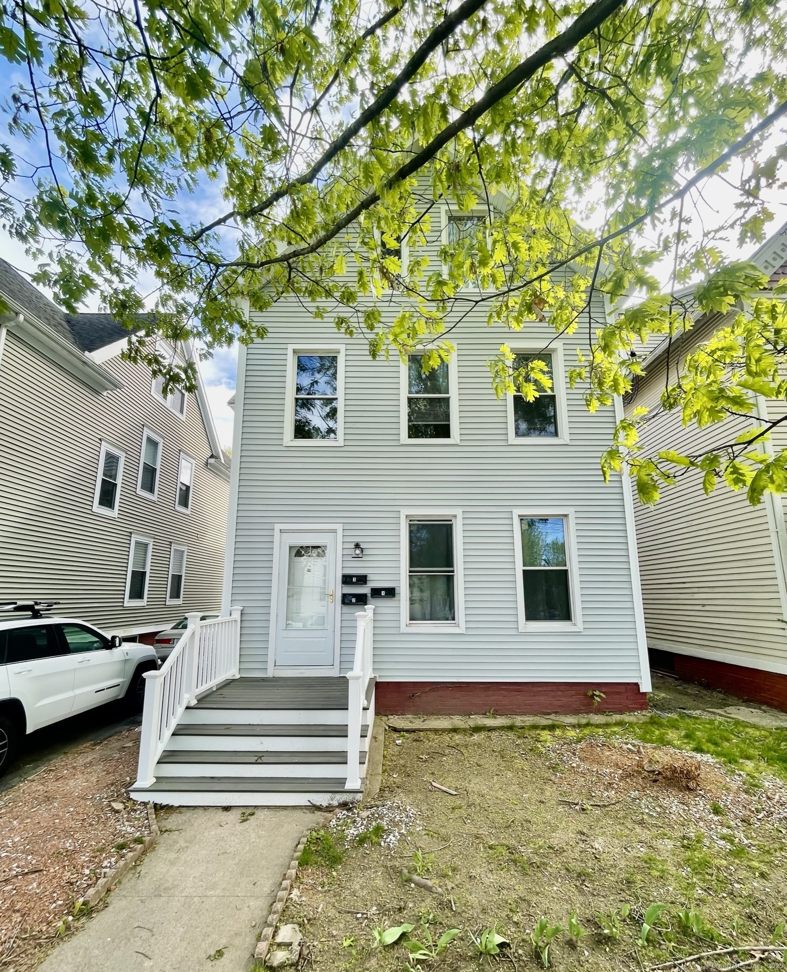84 Lawrence Street 3