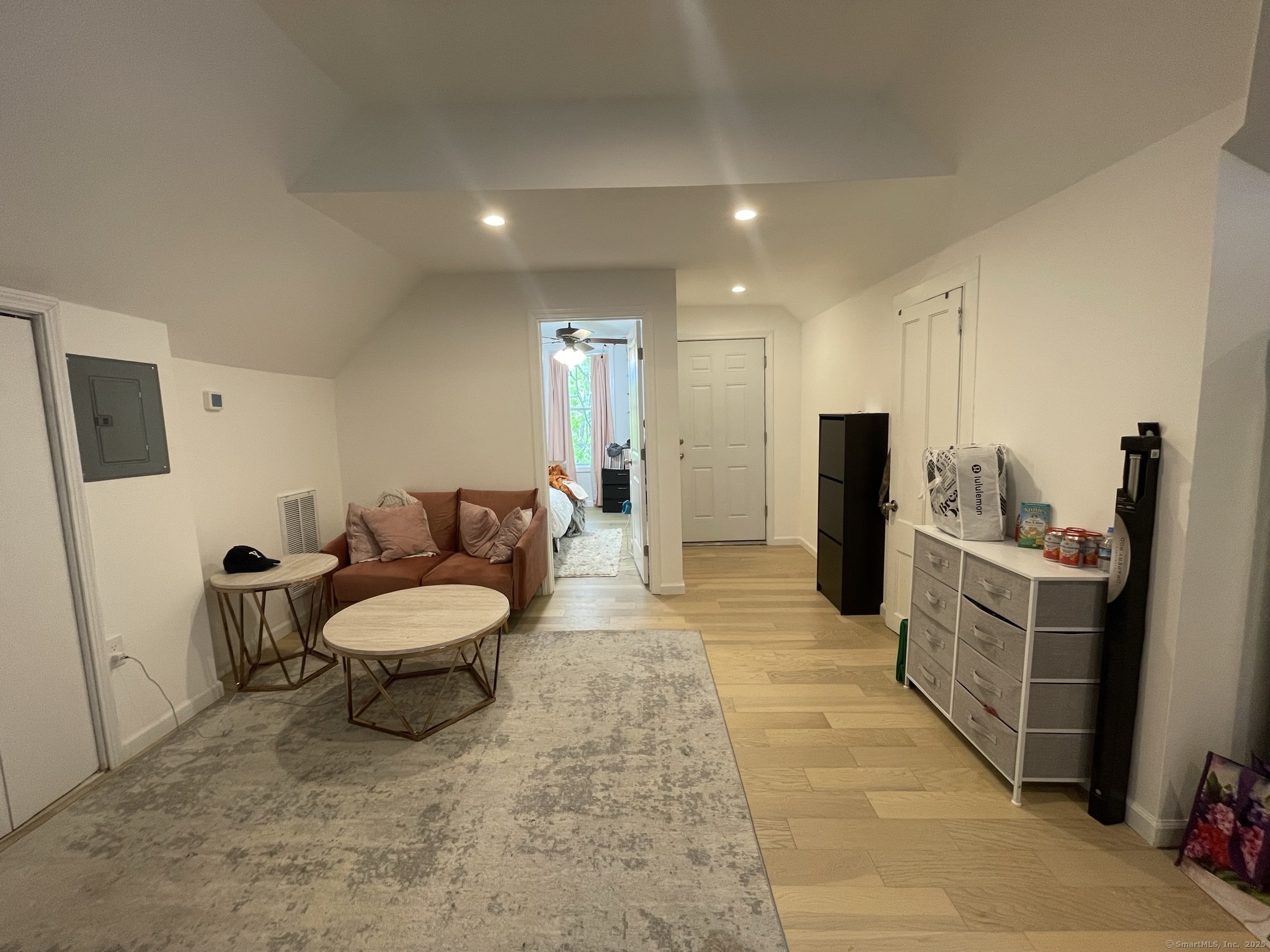 84 Lawrence Street 3