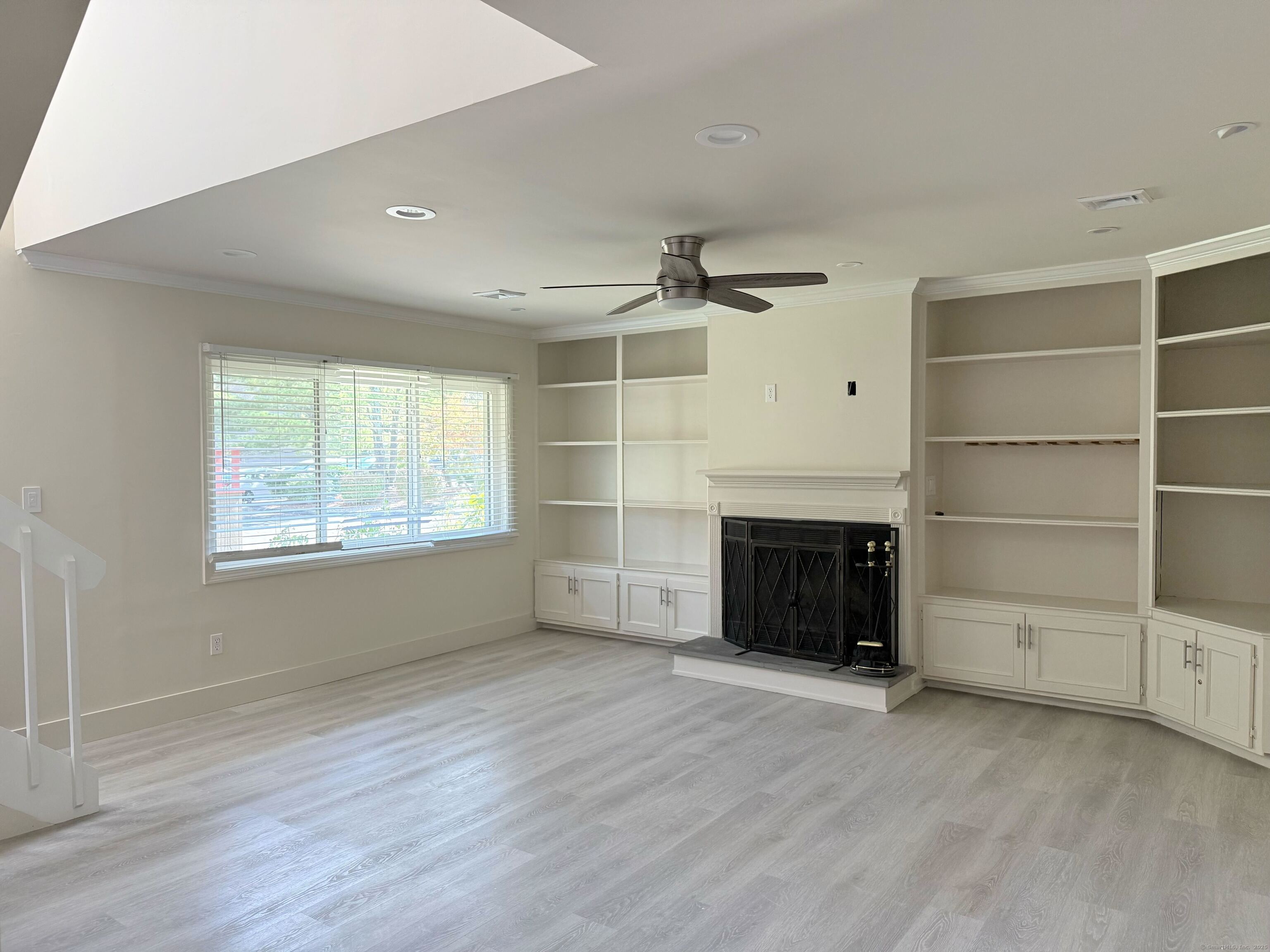 11 Montoya Drive 11