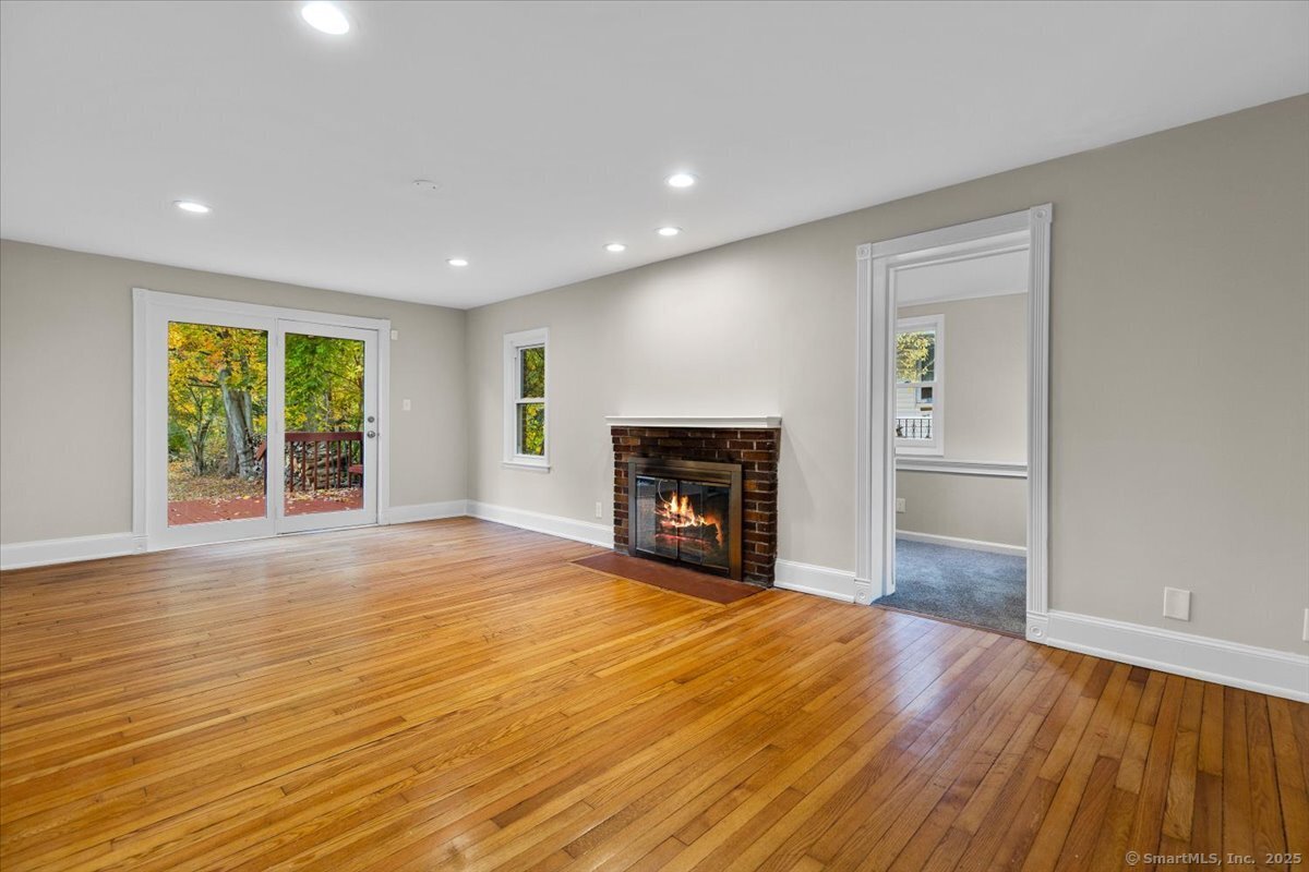 255 Atkins St Extension