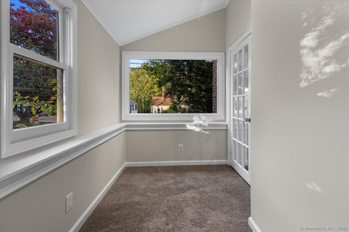 255 Atkins St Extension