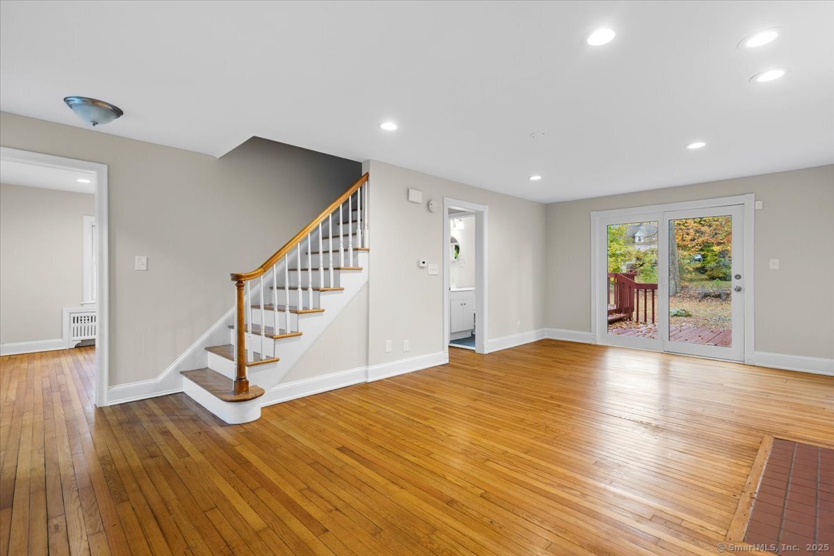 255 Atkins St Extension