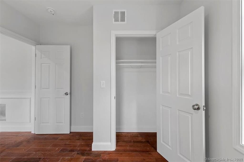 1091 Whalley Avenue A