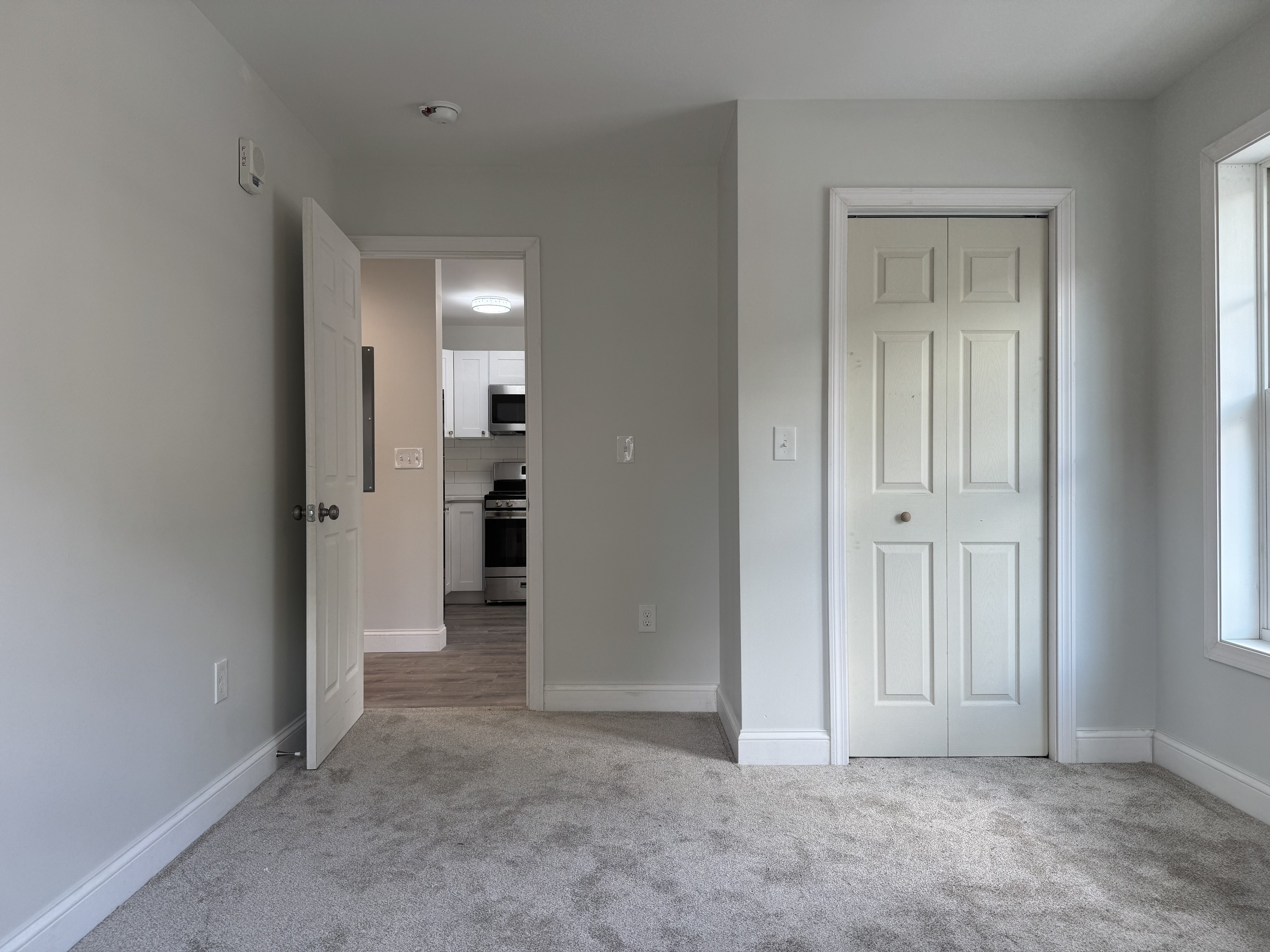 1085 Whalley Avenue 5