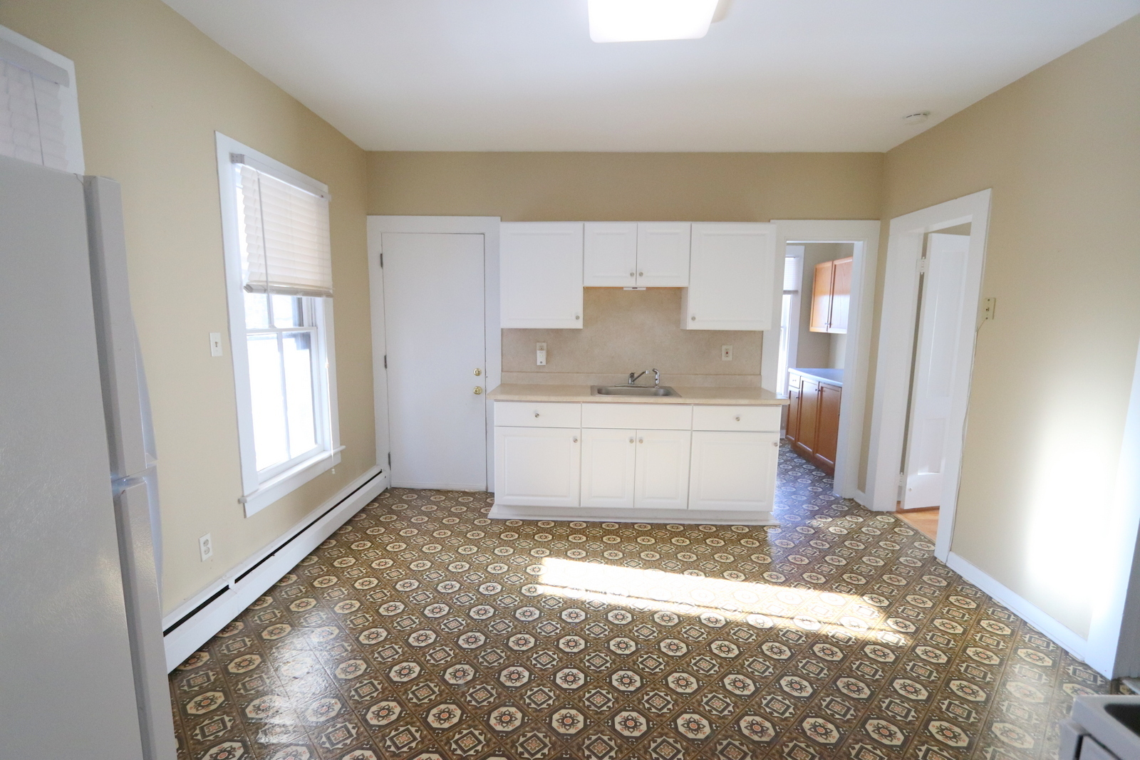 72 North Whittlesey Avenue 1