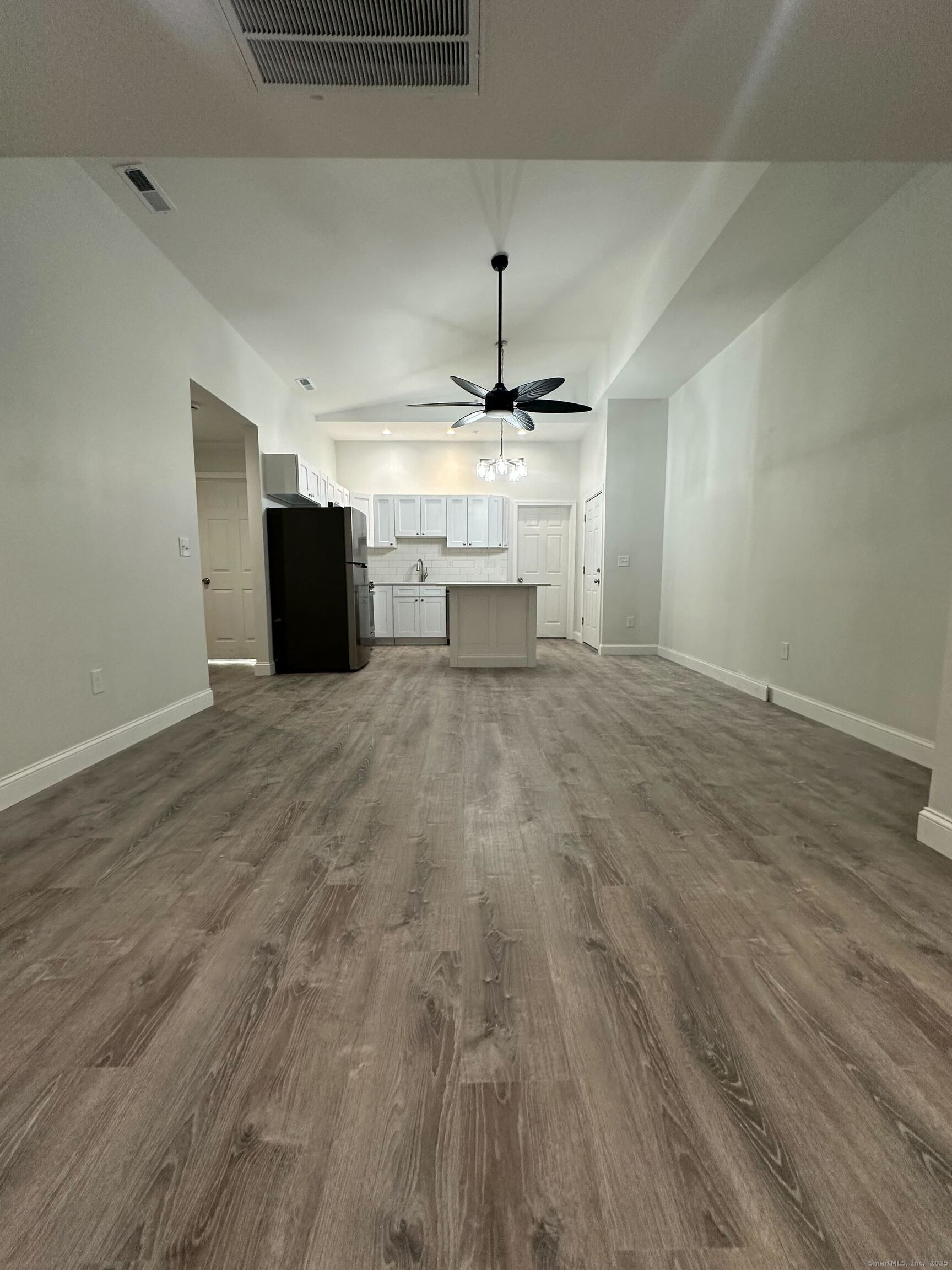 1085 Whalley Avenue 11