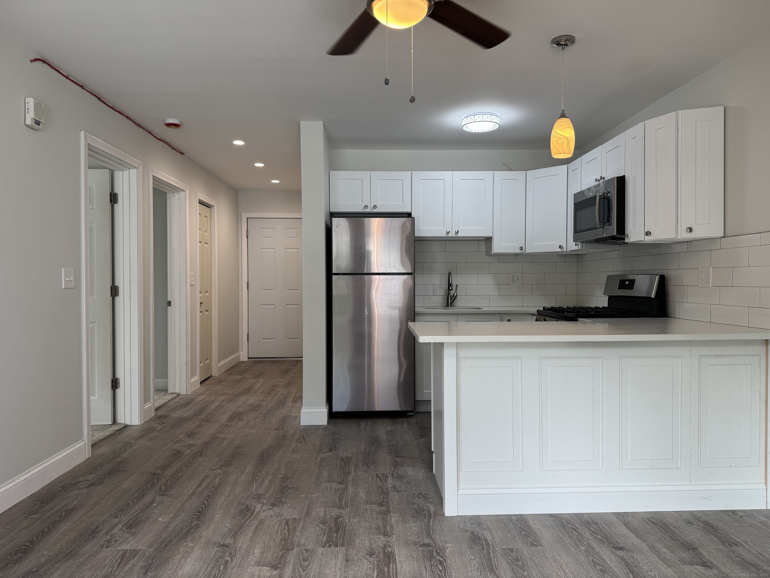 1085 Whalley Avenue 11