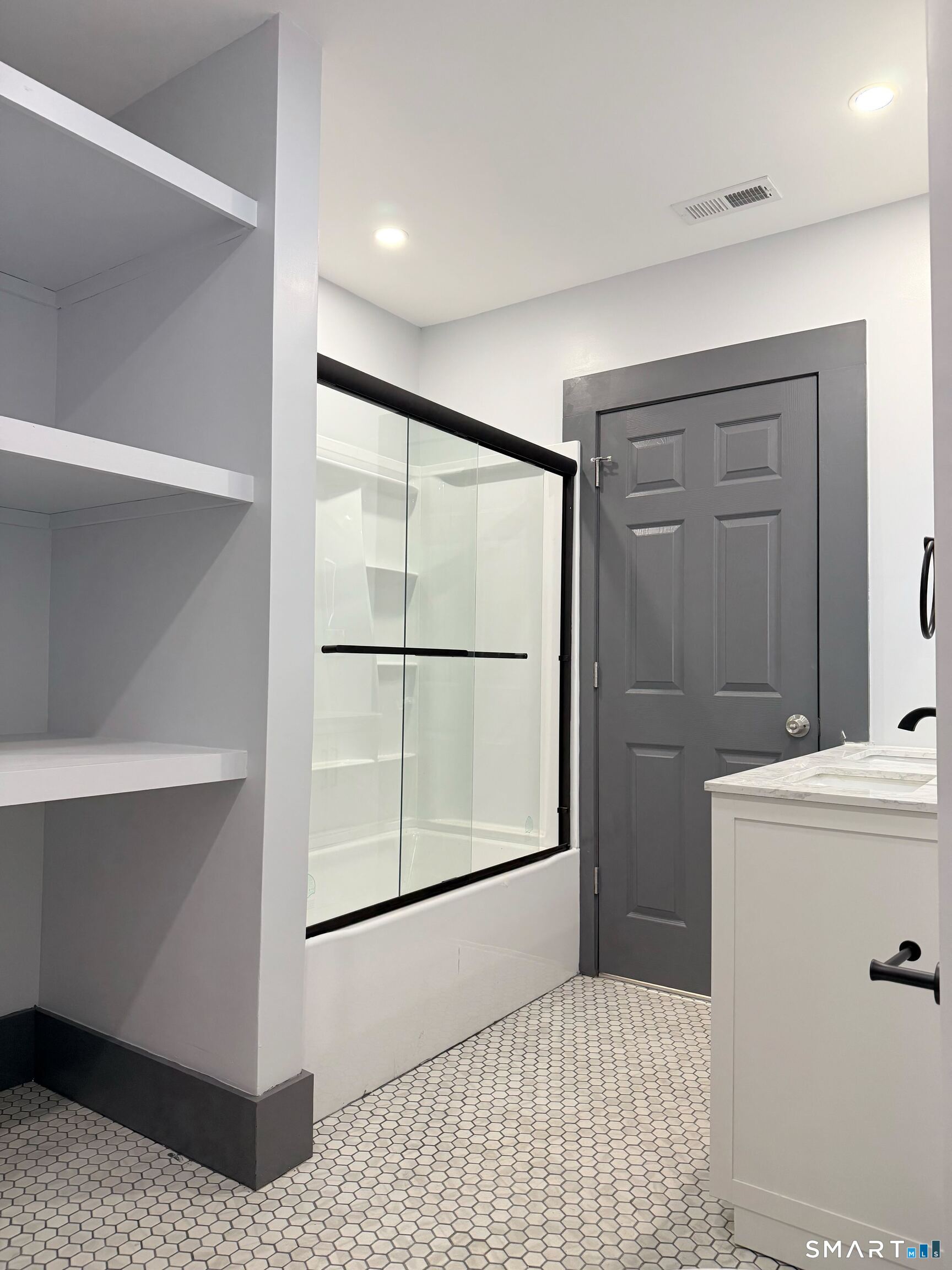 134 Hubinger Street 3