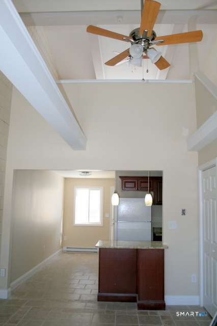 95 East Grand Avenue 9