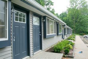 95 East Grand Avenue 9