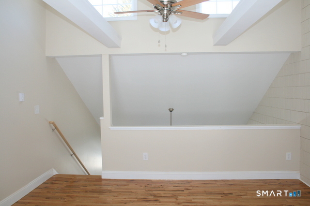 95 East Grand Avenue 9