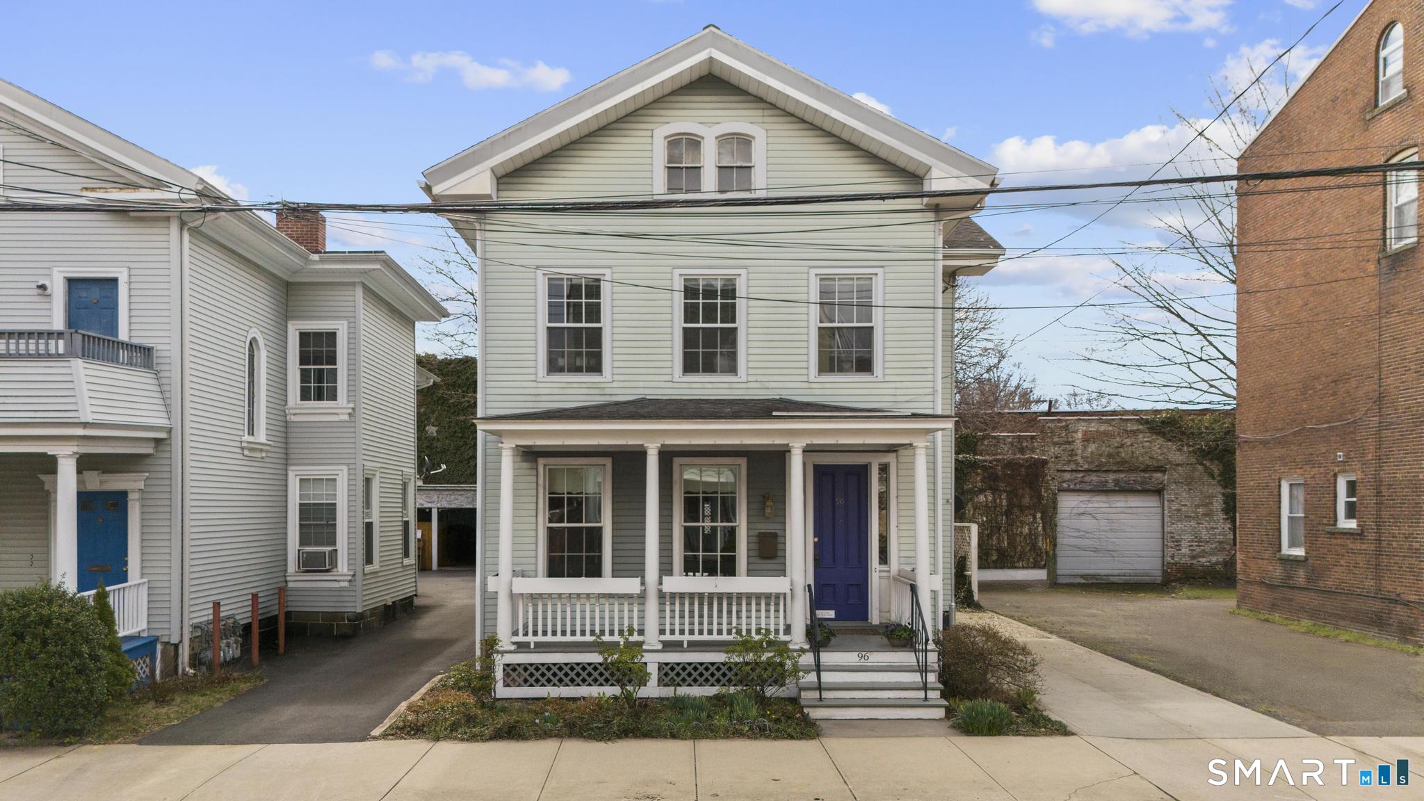 96 Lyon Street