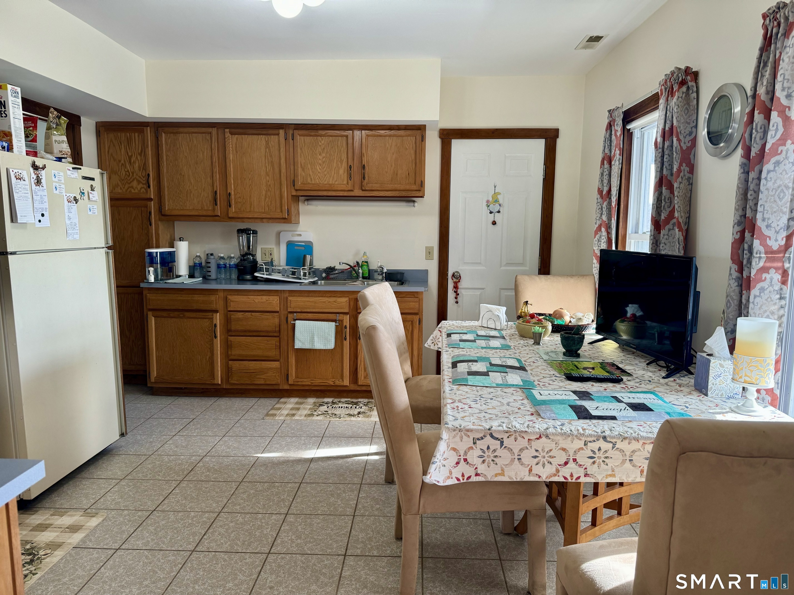 156 Fair Street 2