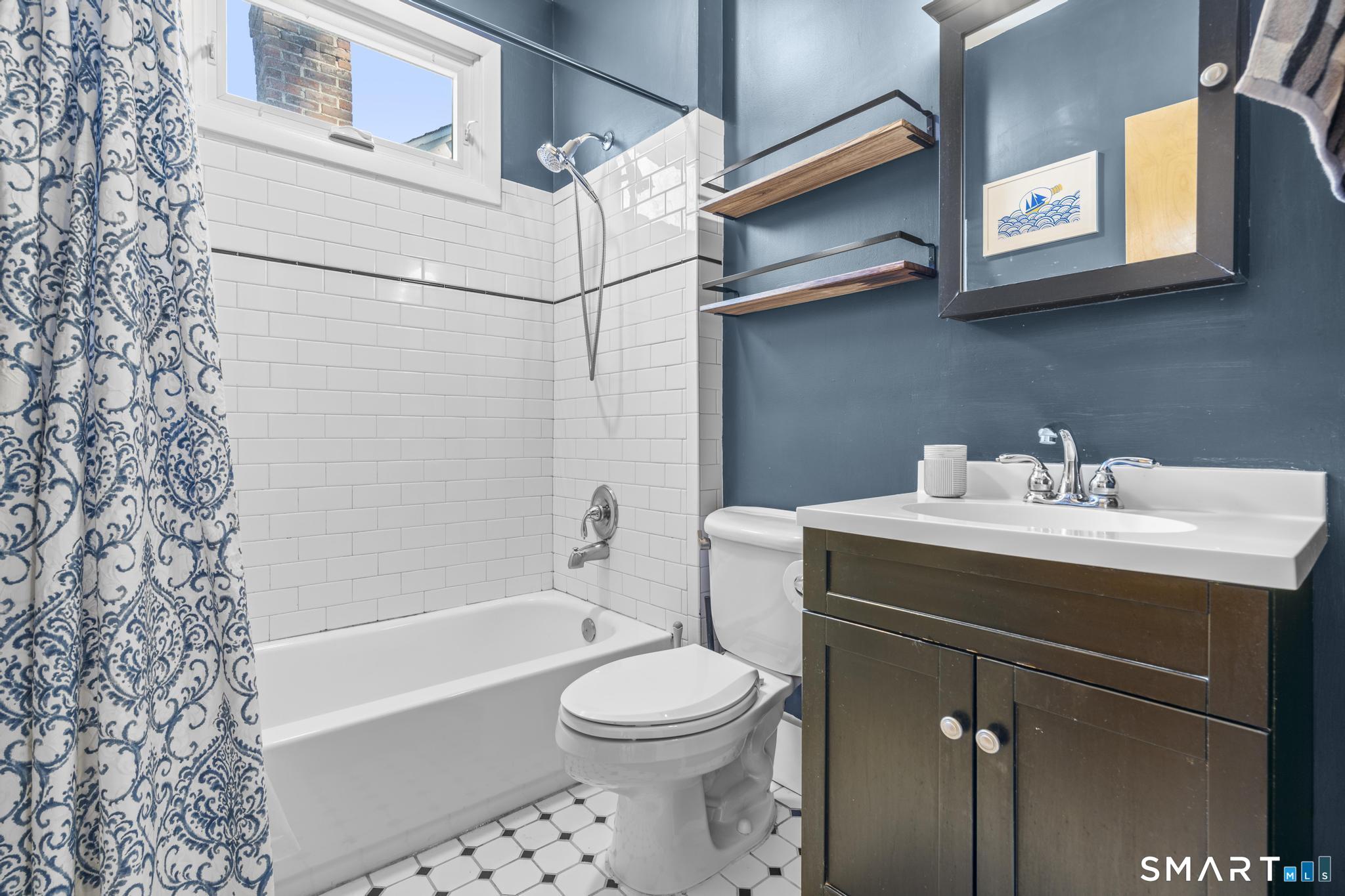 53 Canner Street APT 4