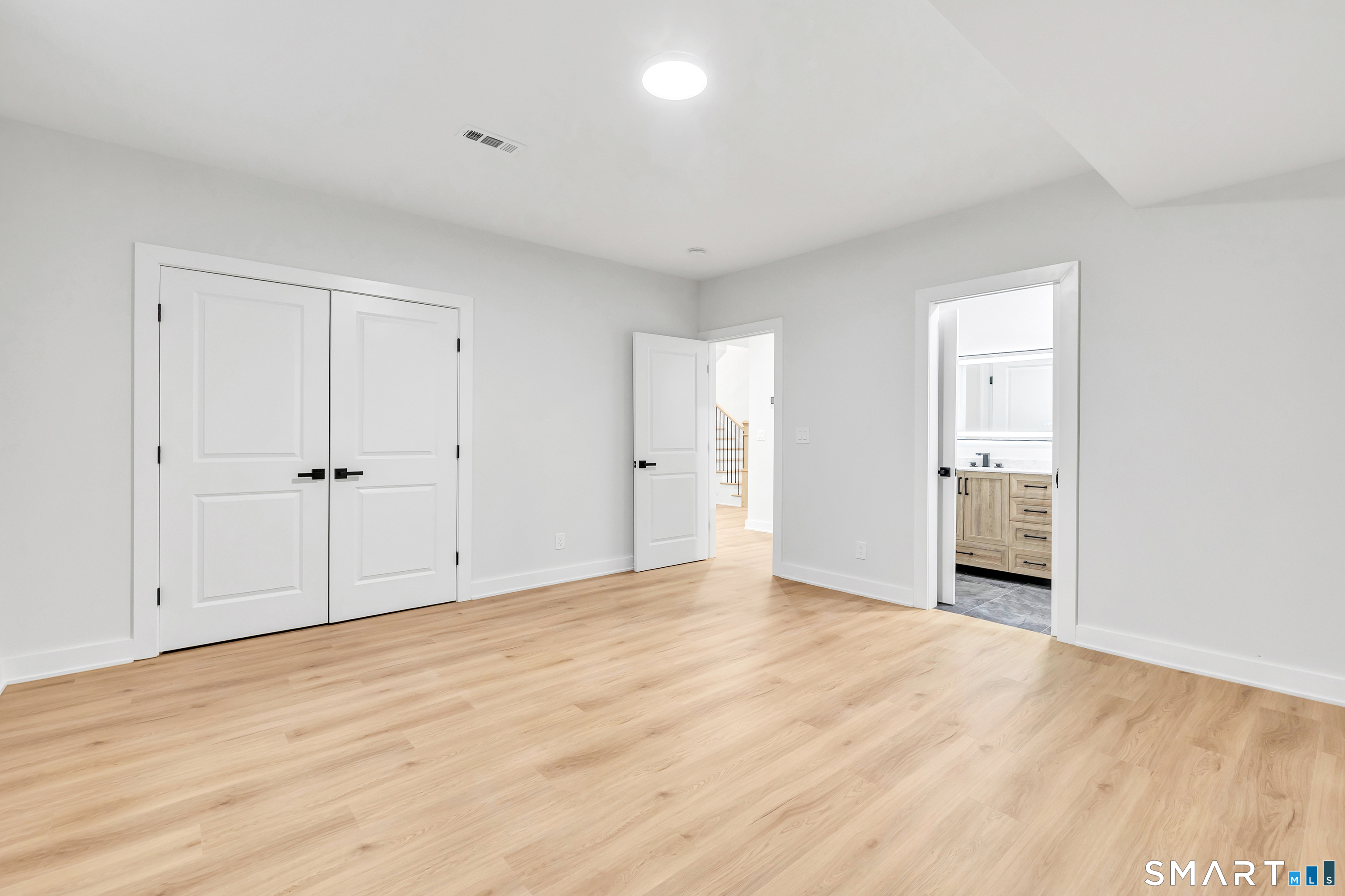32 Larovera Terrace