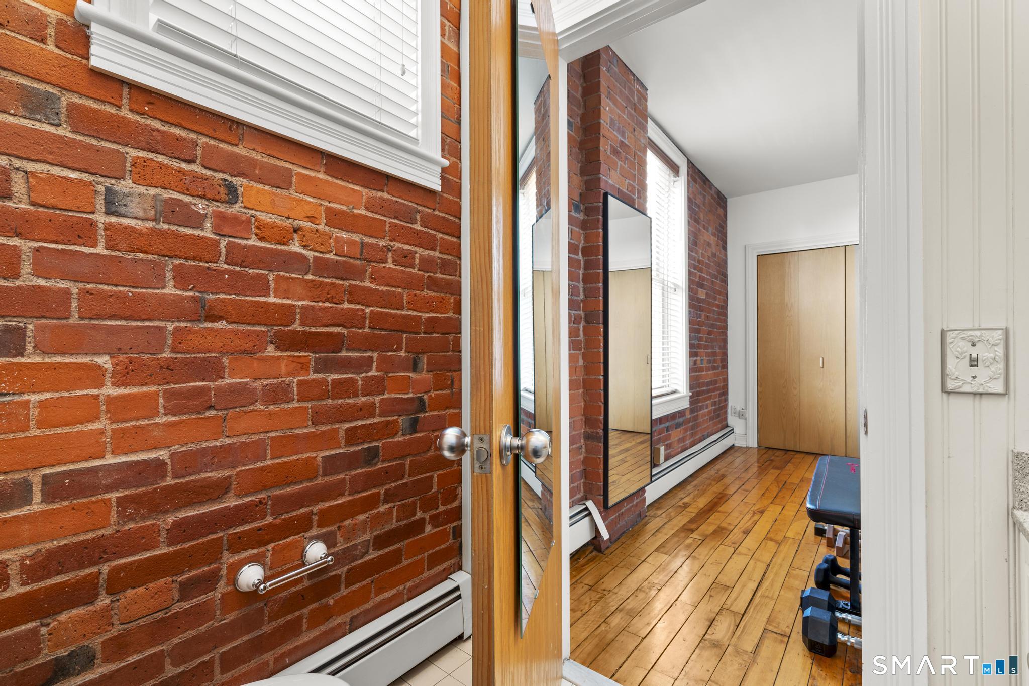 15 Orange Street 311