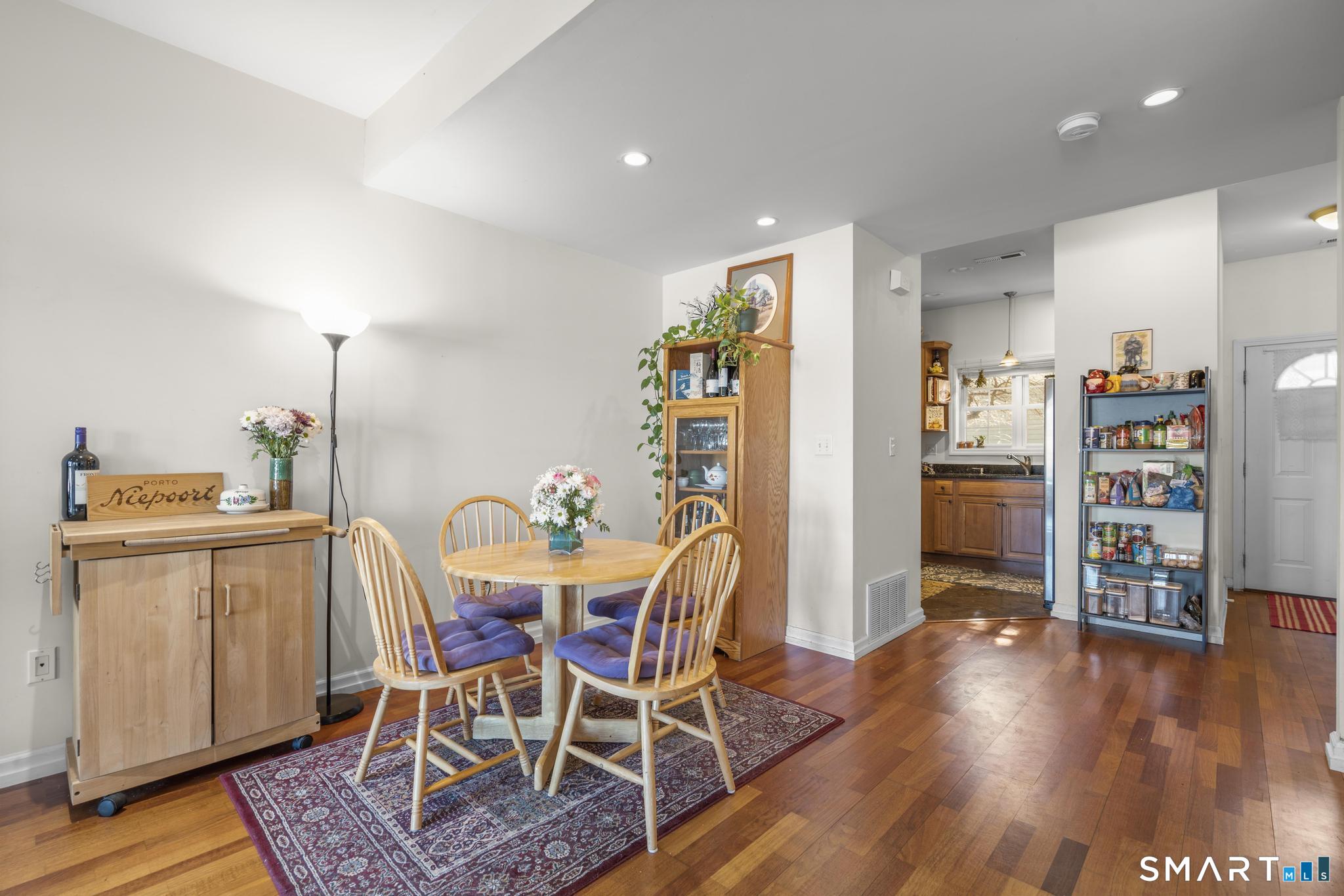 750 Quinnipiac Avenue APT 7