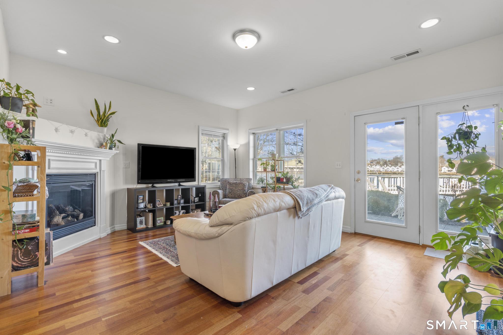 750 Quinnipiac Avenue APT 7