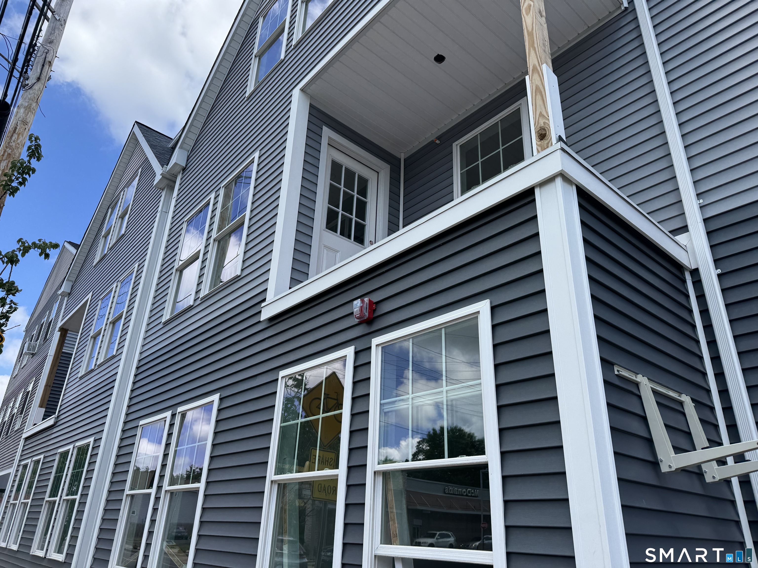 1085-8 Whalley Avenue 8