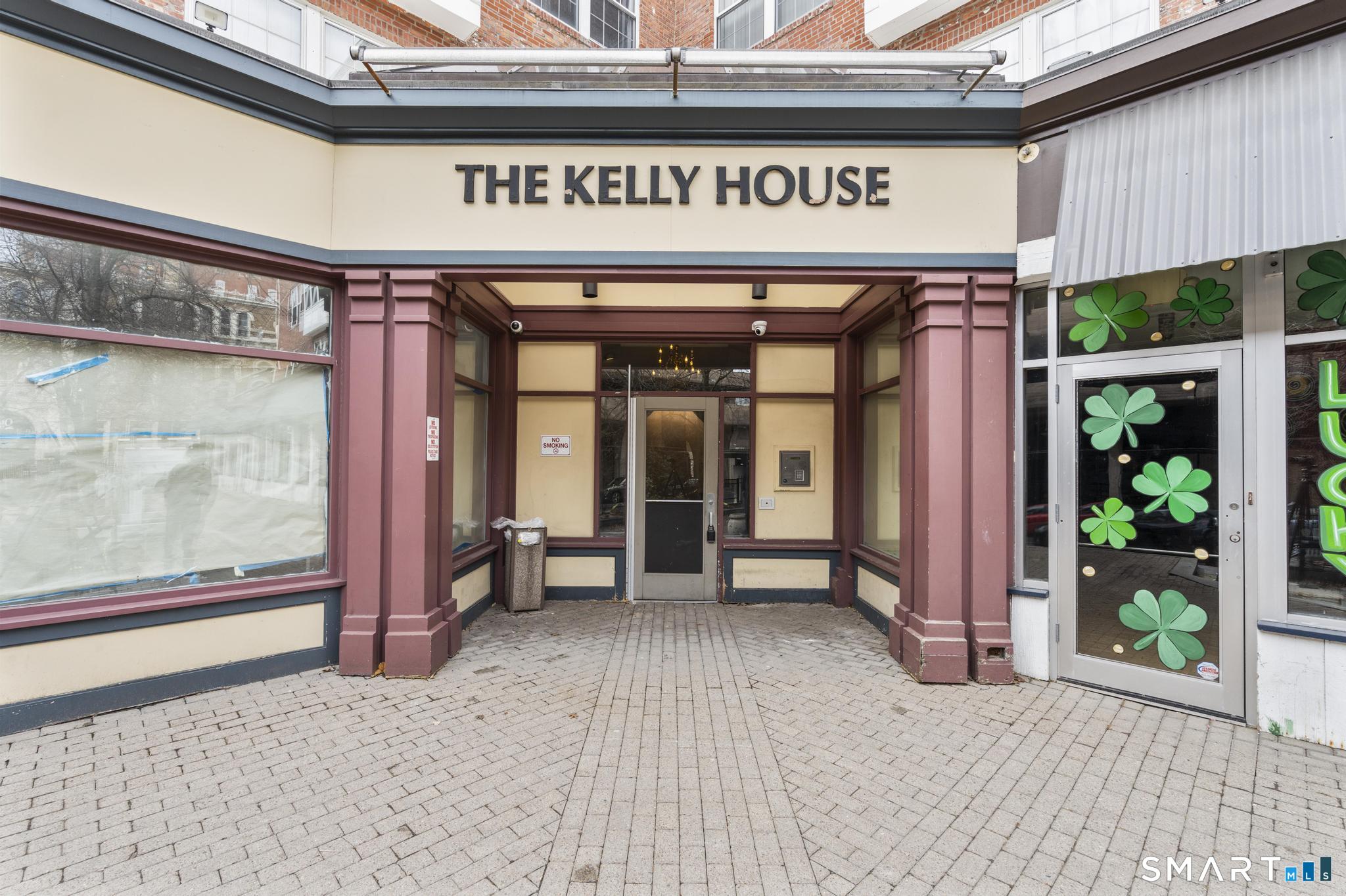 196 Crown Street 409