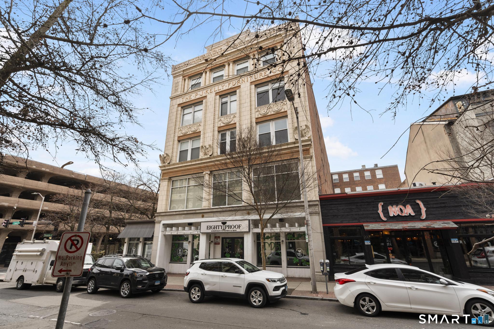 196 Crown Street 409