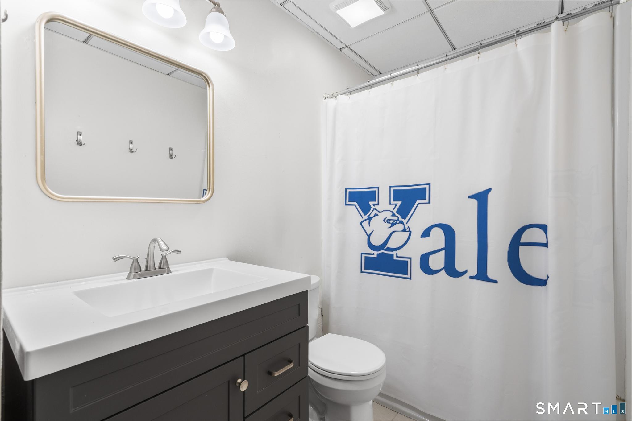 196 Crown Street 409