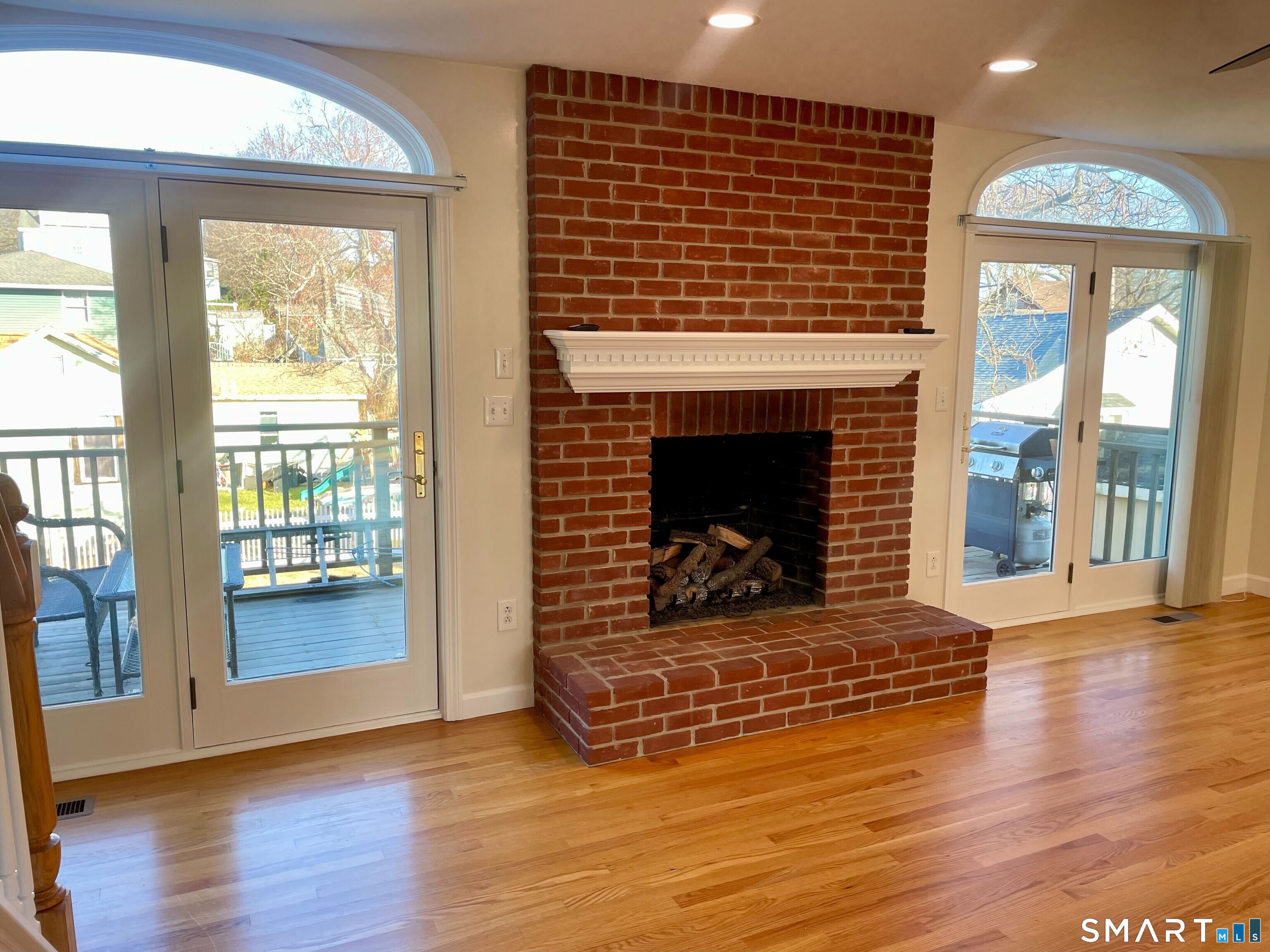 283 Cosey Beach Avenue