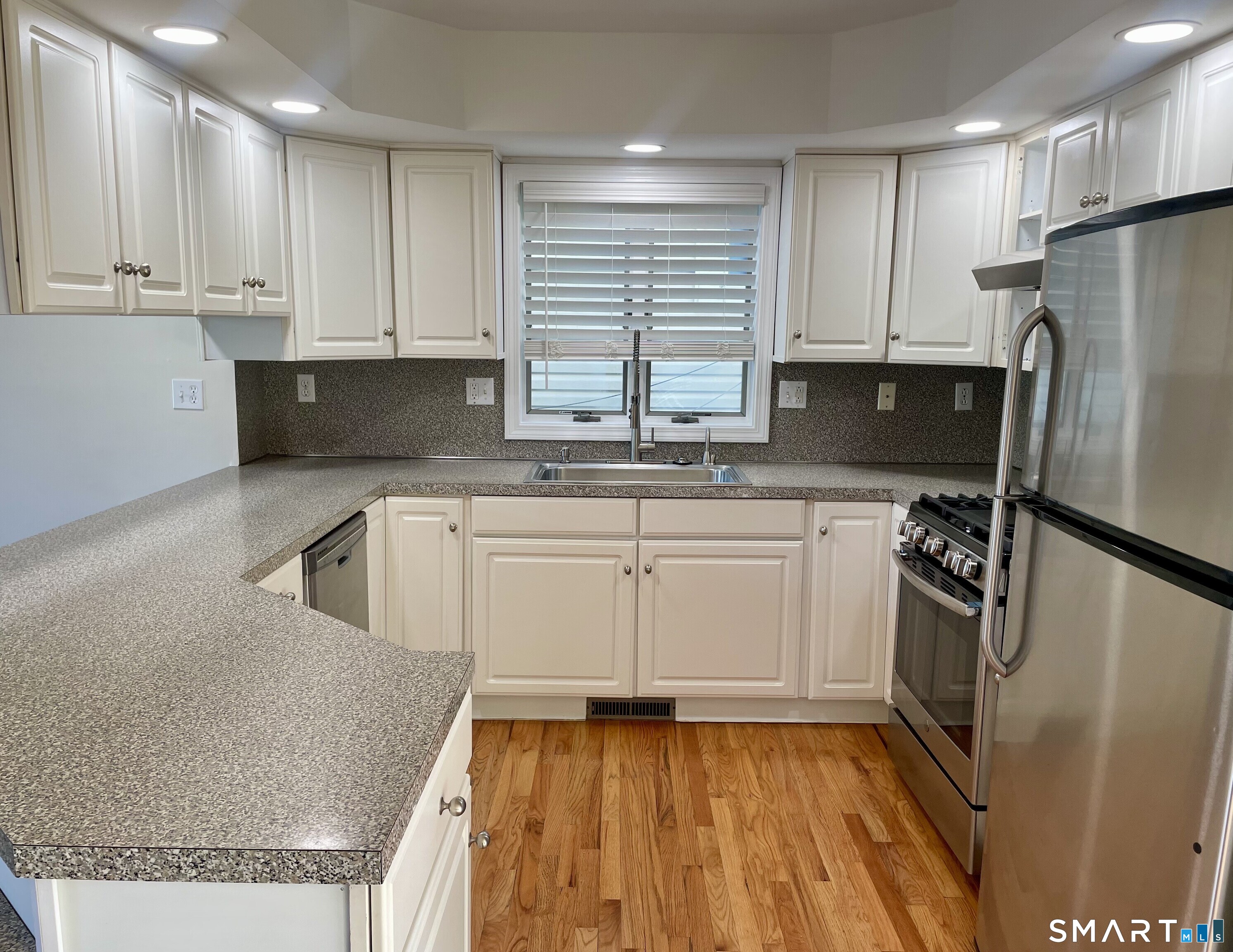 283 Cosey Beach Avenue