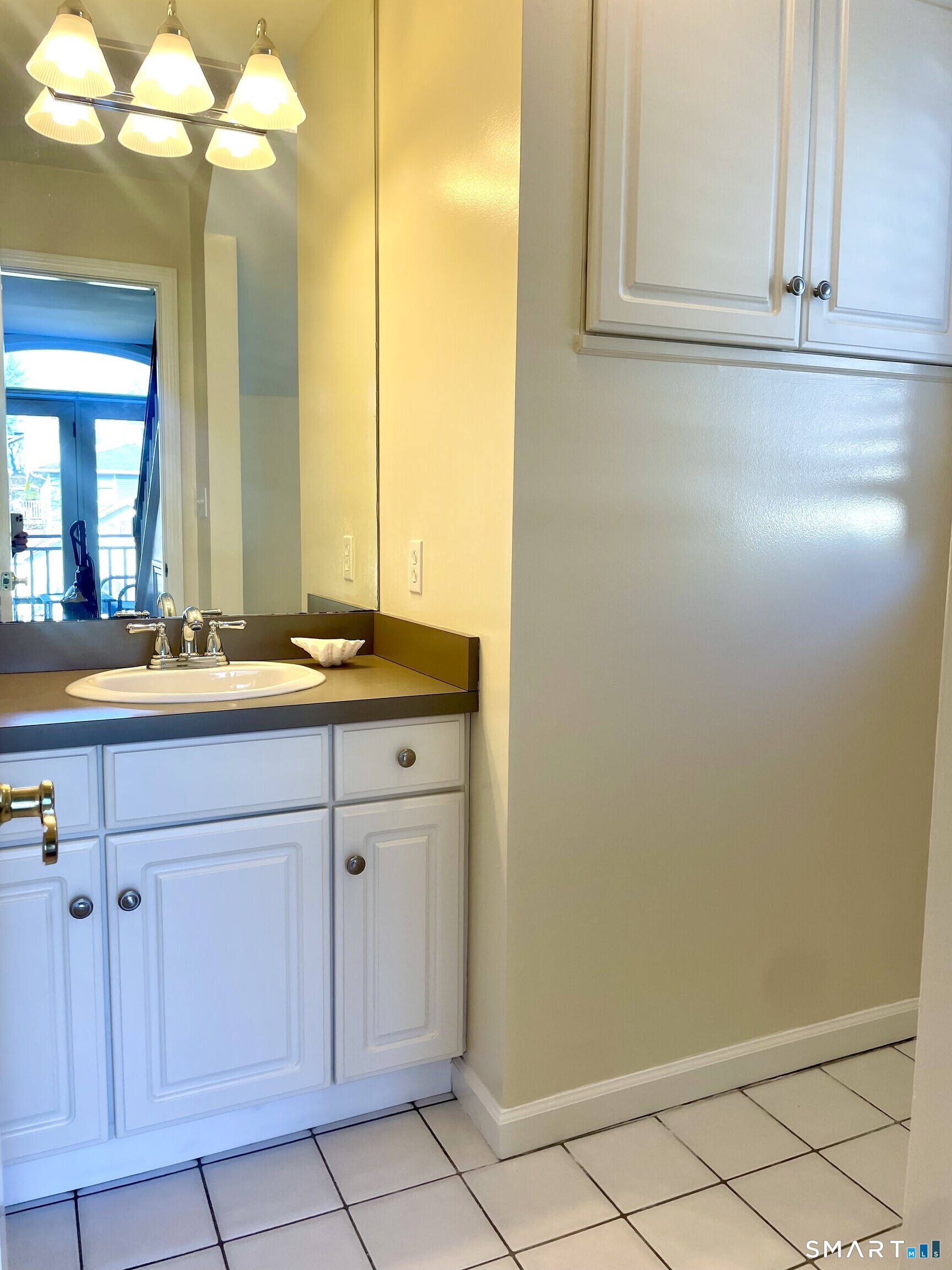 283 Cosey Beach Avenue