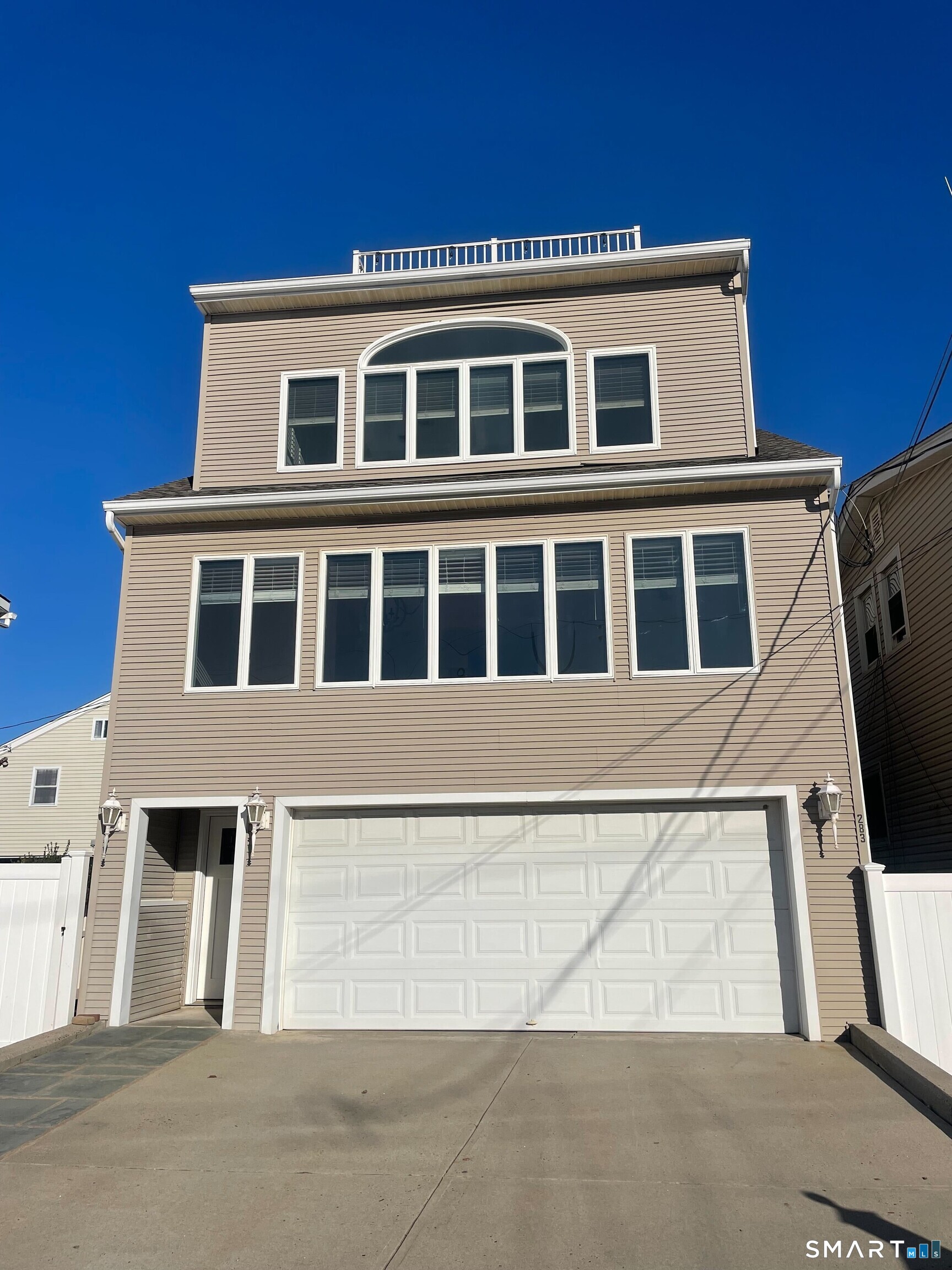 283 Cosey Beach Avenue