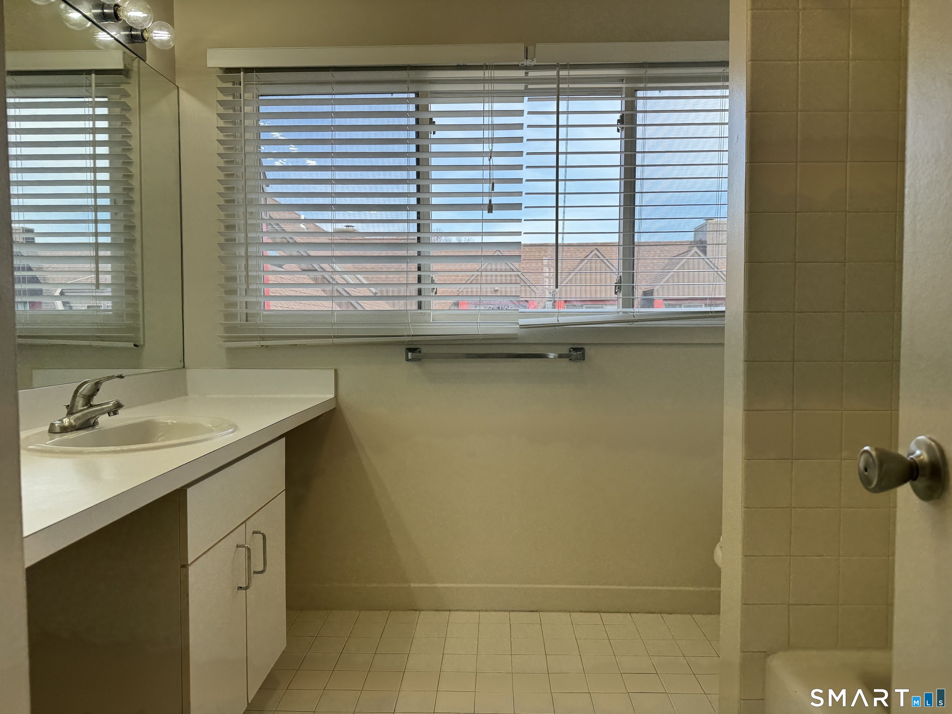 112 Montoya Drive 112