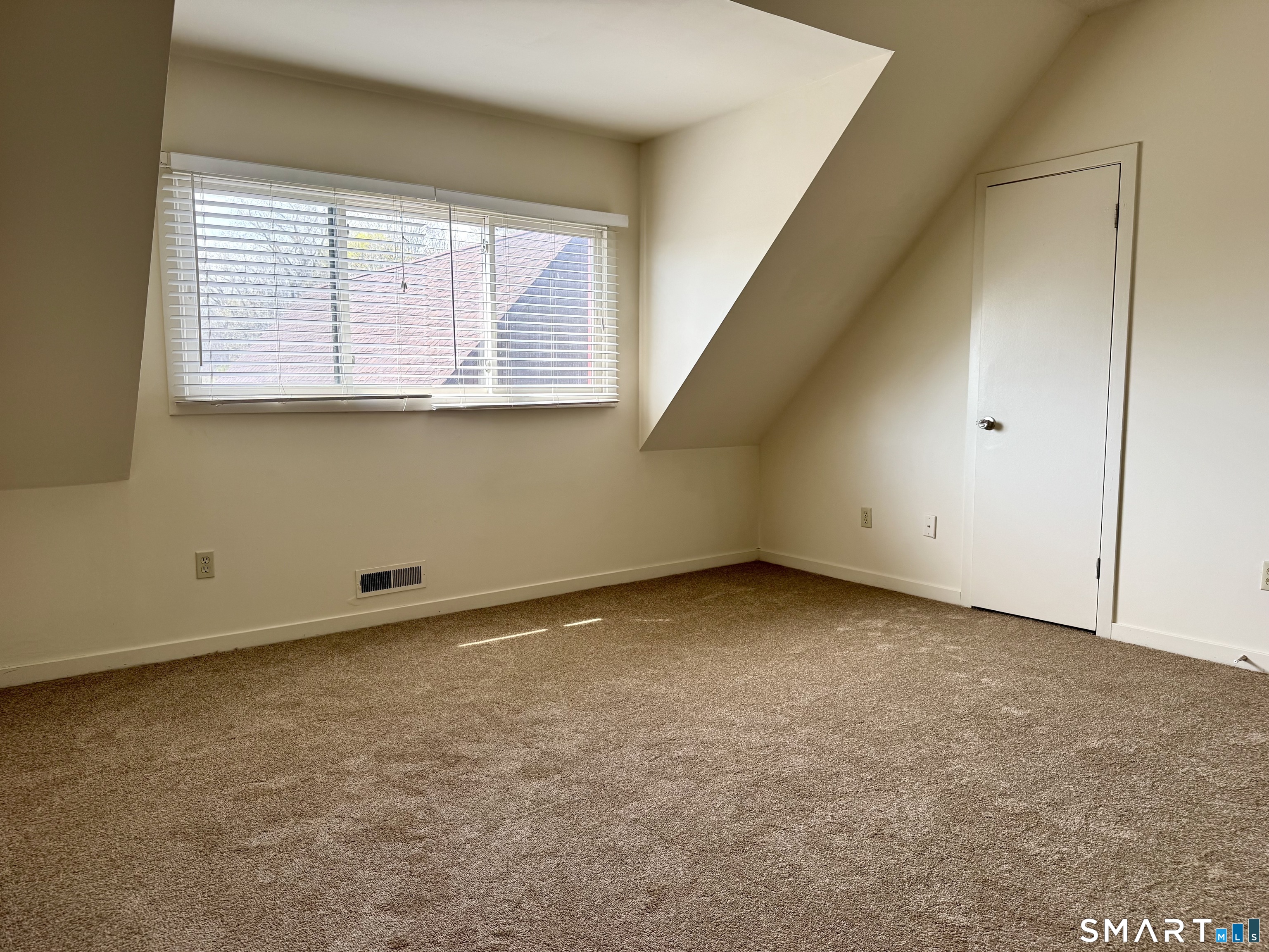 112 Montoya Drive 112