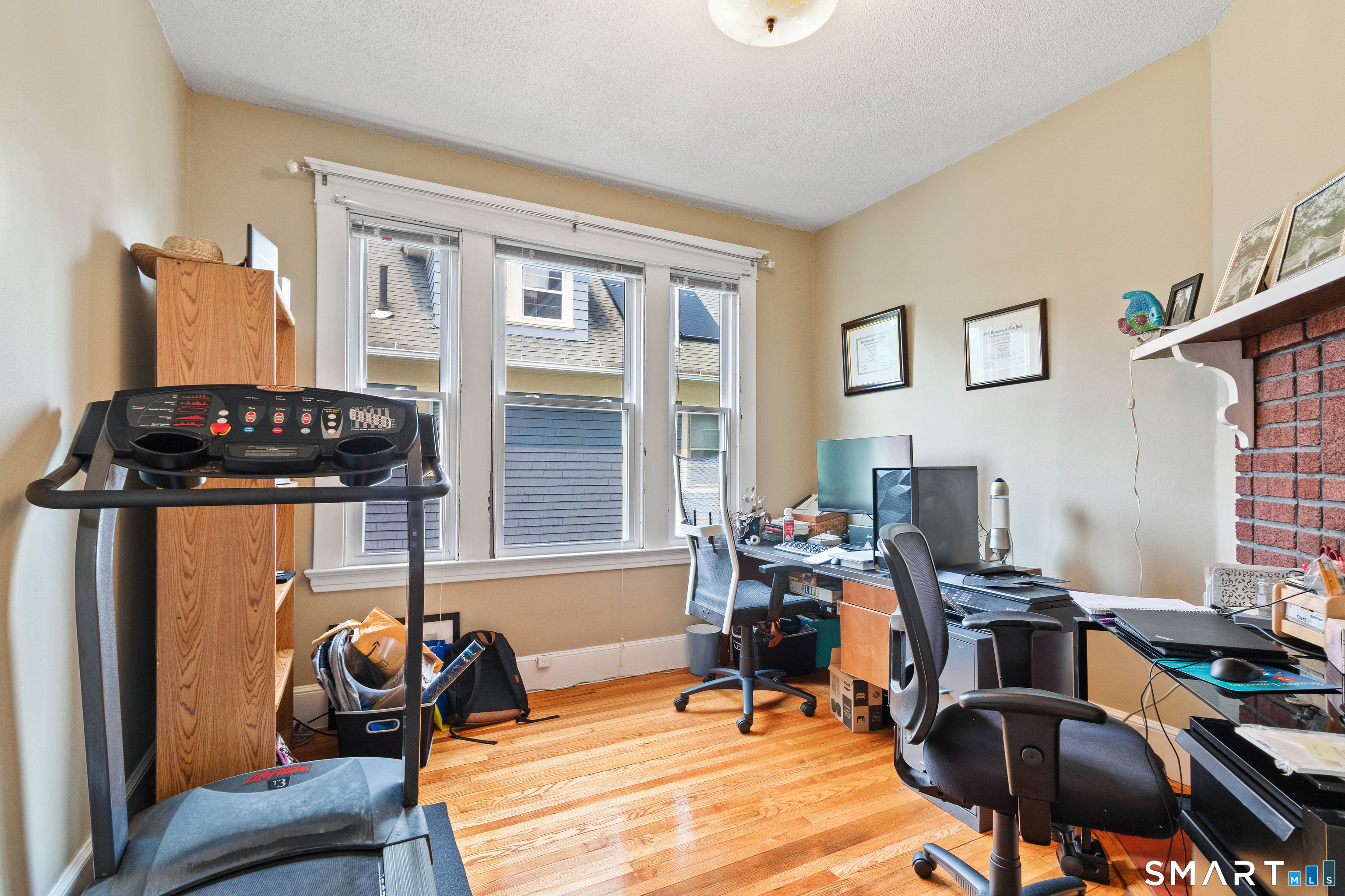 253 West Elm Street 2