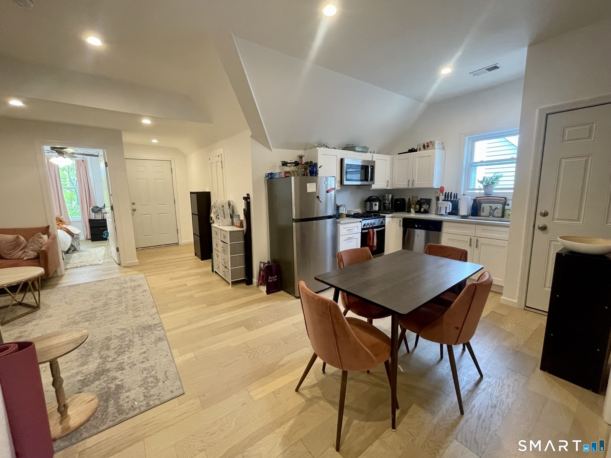 84 Lawrence Street 3