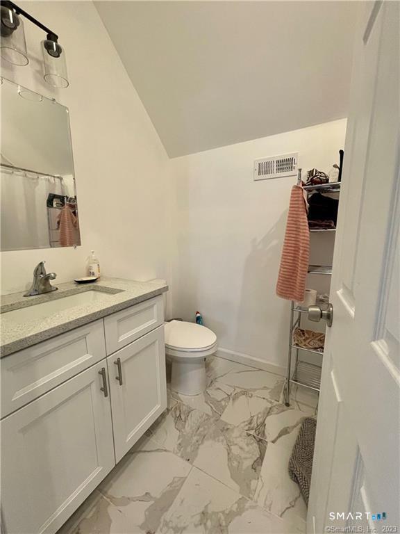 84 Lawrence Street 3