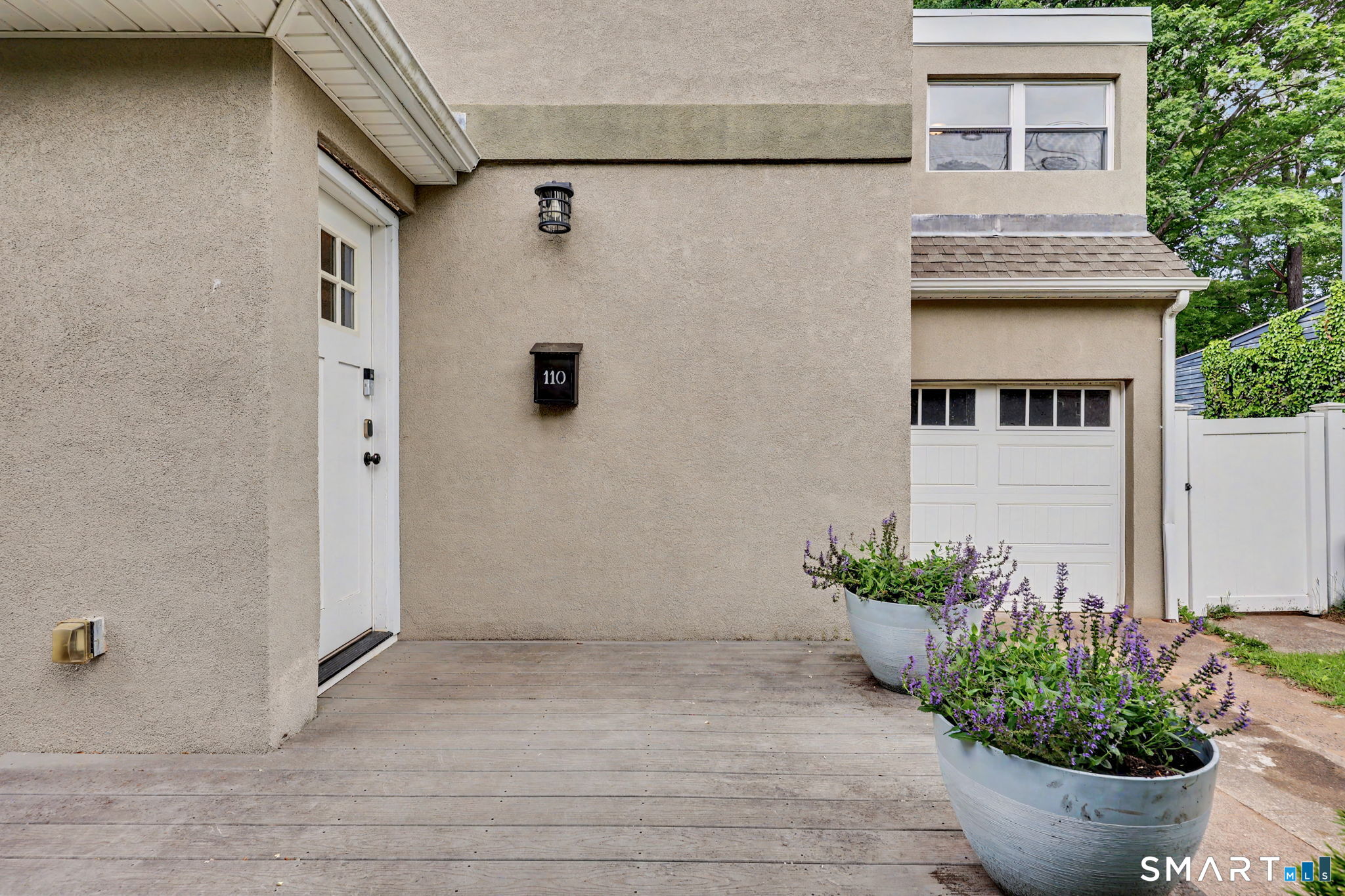 110 Lakeview Terrace